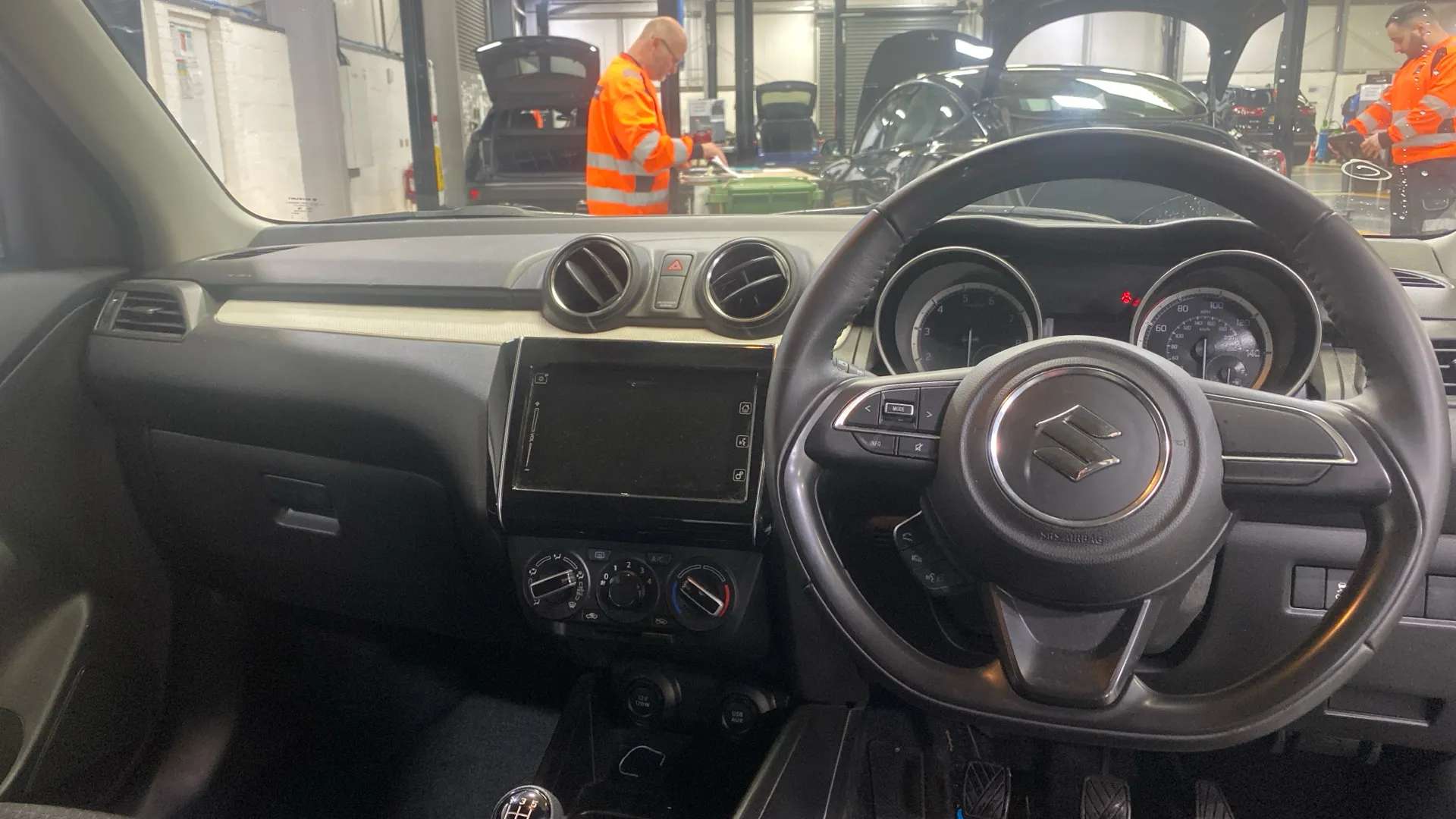 2020 SUZUKI SWIFT 2020 SUZUKI SWIFT