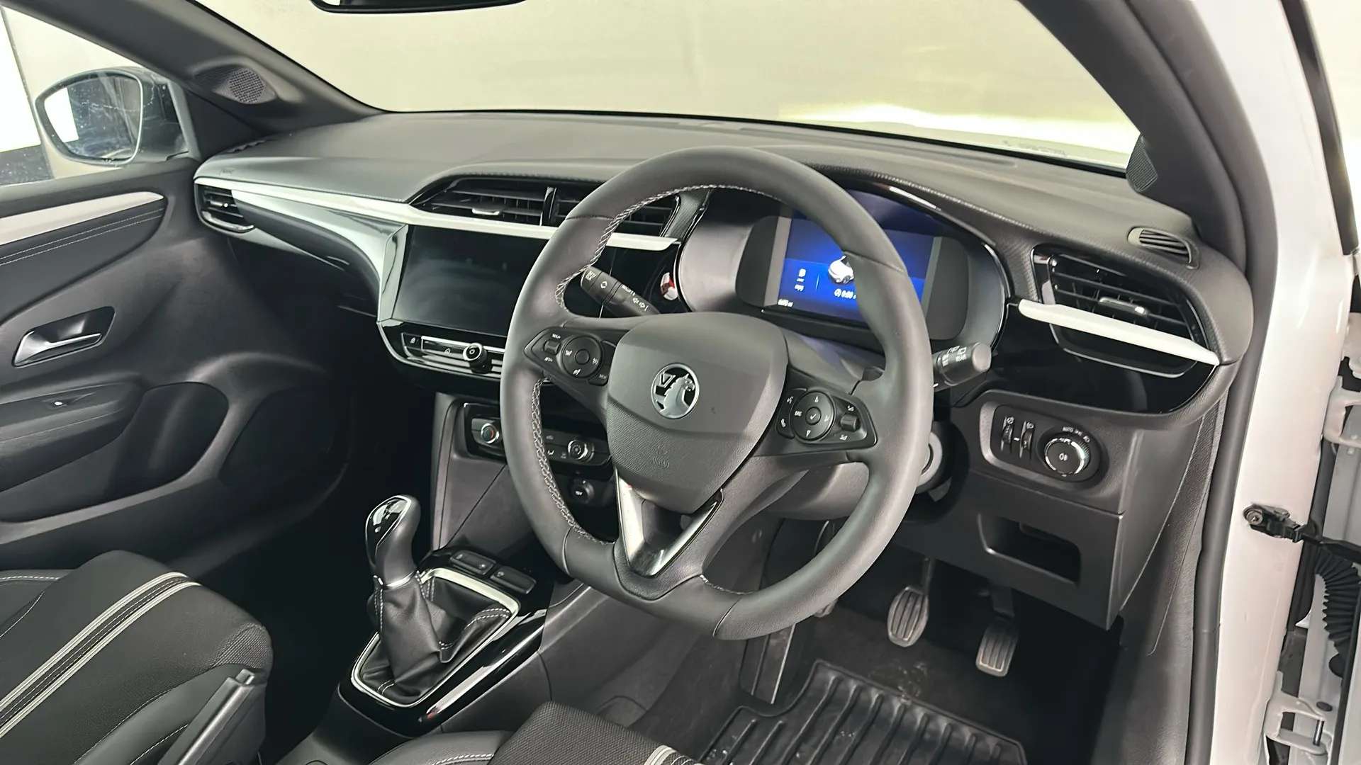 2024 VAUXHALL CORSA 2024 VAUXHALL CORSA
