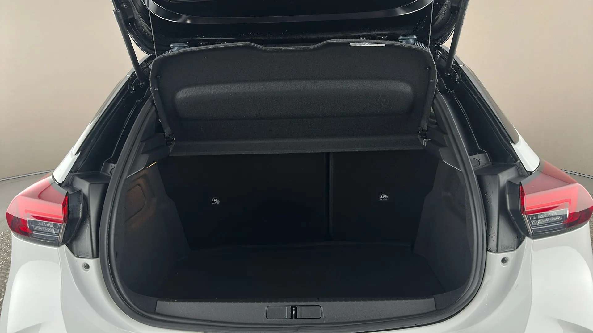 2025 VAUXHALL CORSA 2025 VAUXHALL CORSA