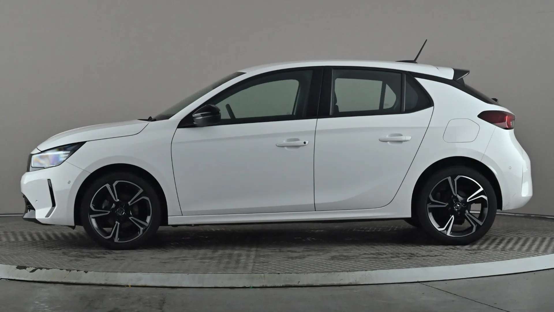 A 2024 VAUXHALL CORSA 1.2 GS A 2024 VAUXHALL CORSA 1.2 GS