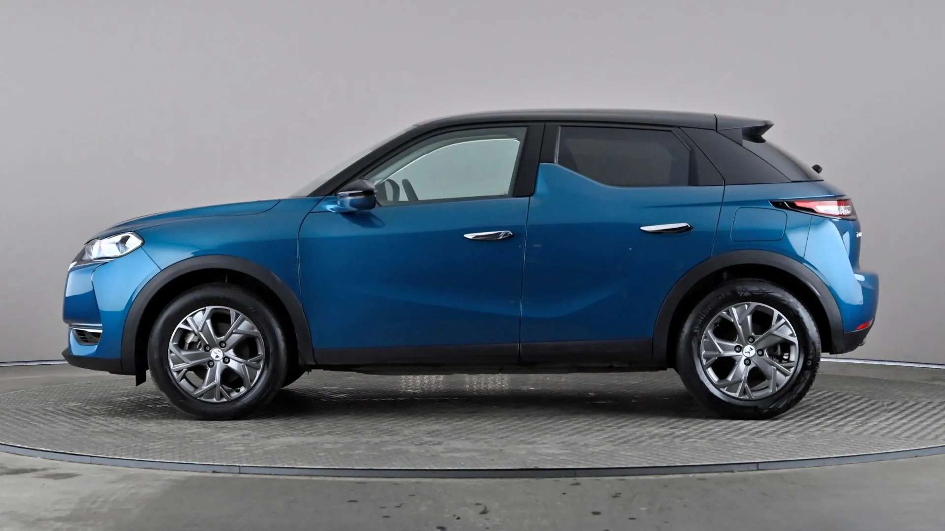 A 2022 DS DS 3 100kW E-TENSE Bastille 50kWh Auto A 2022 DS DS 3 100kW E-TENSE Bastille 50kWh Auto