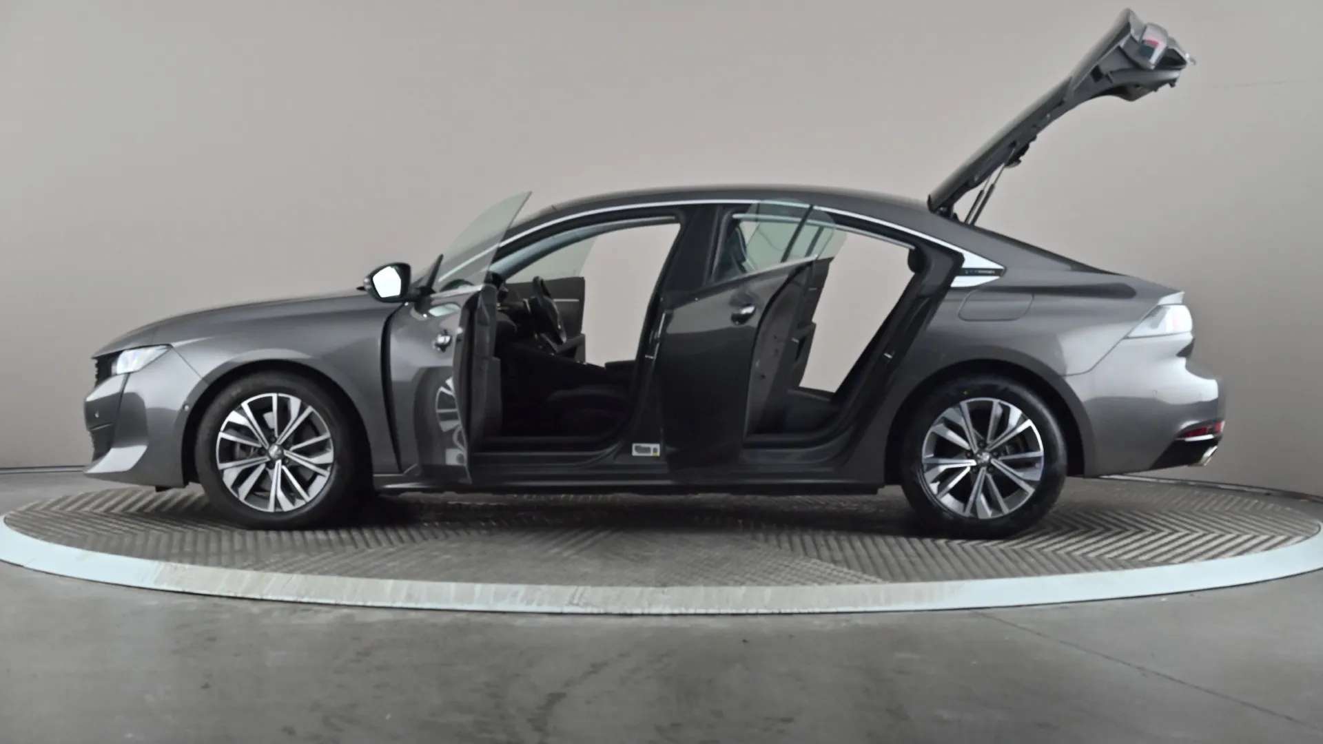 2020 PEUGEOT 508 2020 PEUGEOT 508