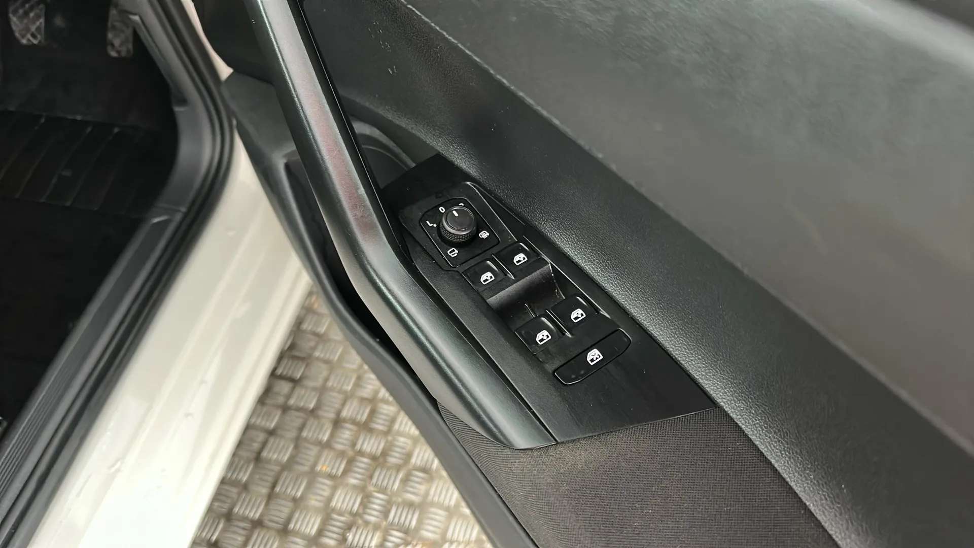 2024 VOLKSWAGEN POLO 2024 VOLKSWAGEN POLO