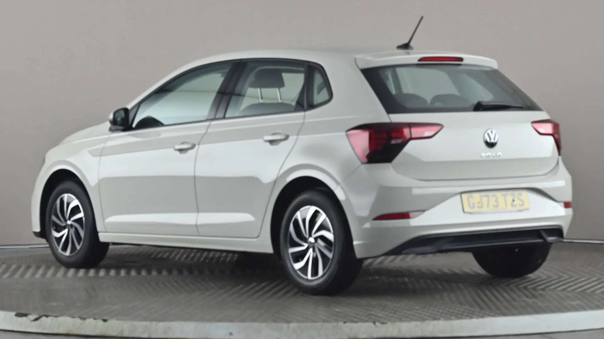 A 2023 VOLKSWAGEN POLO 1.0 TSI Life A 2023 VOLKSWAGEN POLO 1.0 TSI Life