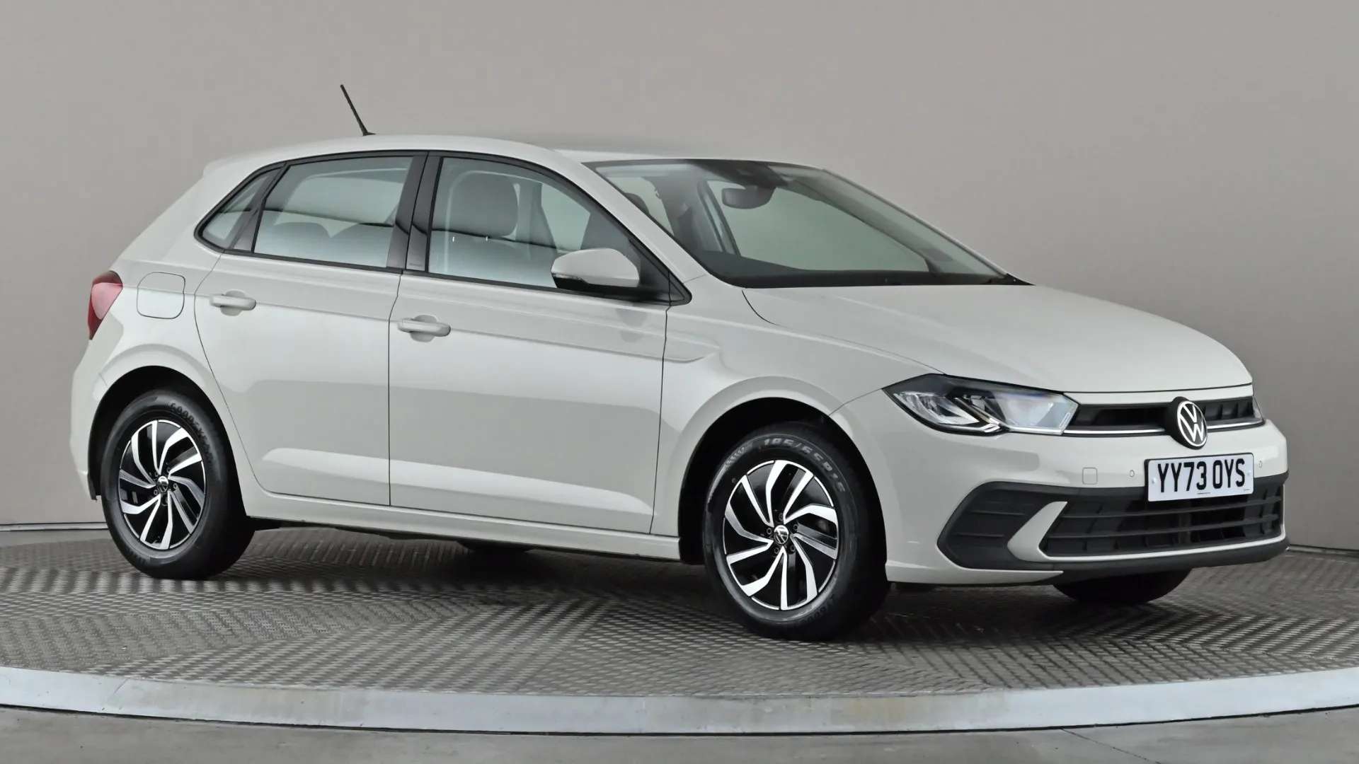 A 2023 VOLKSWAGEN POLO 1.0 TSI Life A 2023 VOLKSWAGEN POLO 1.0 TSI Life