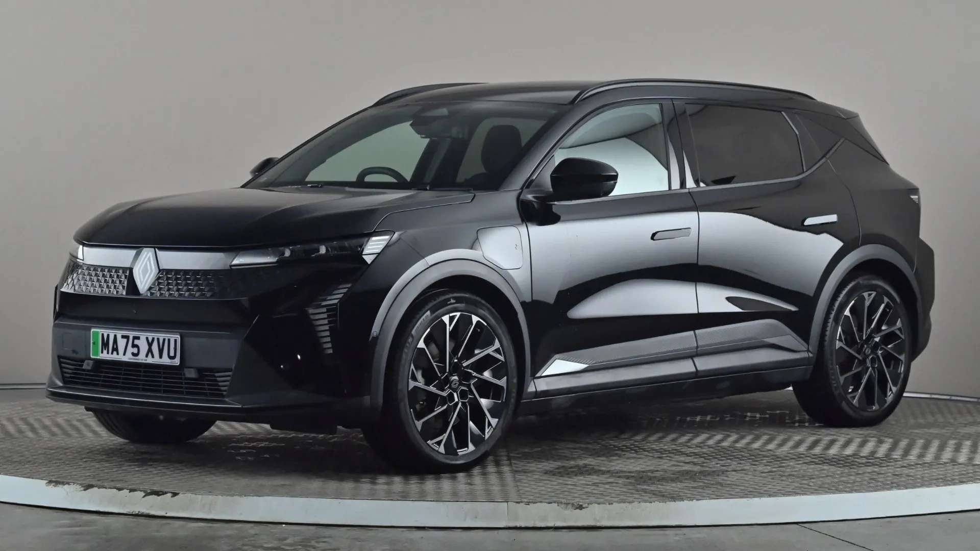 A 2025 RENAULT SCENIC E-TECH 160kW Iconic Esprit Alpine 87kWh Long Range AT A 2025 RENAULT SCENIC E-TECH 160kW Iconic Esprit Alpine 87kWh Long Range AT