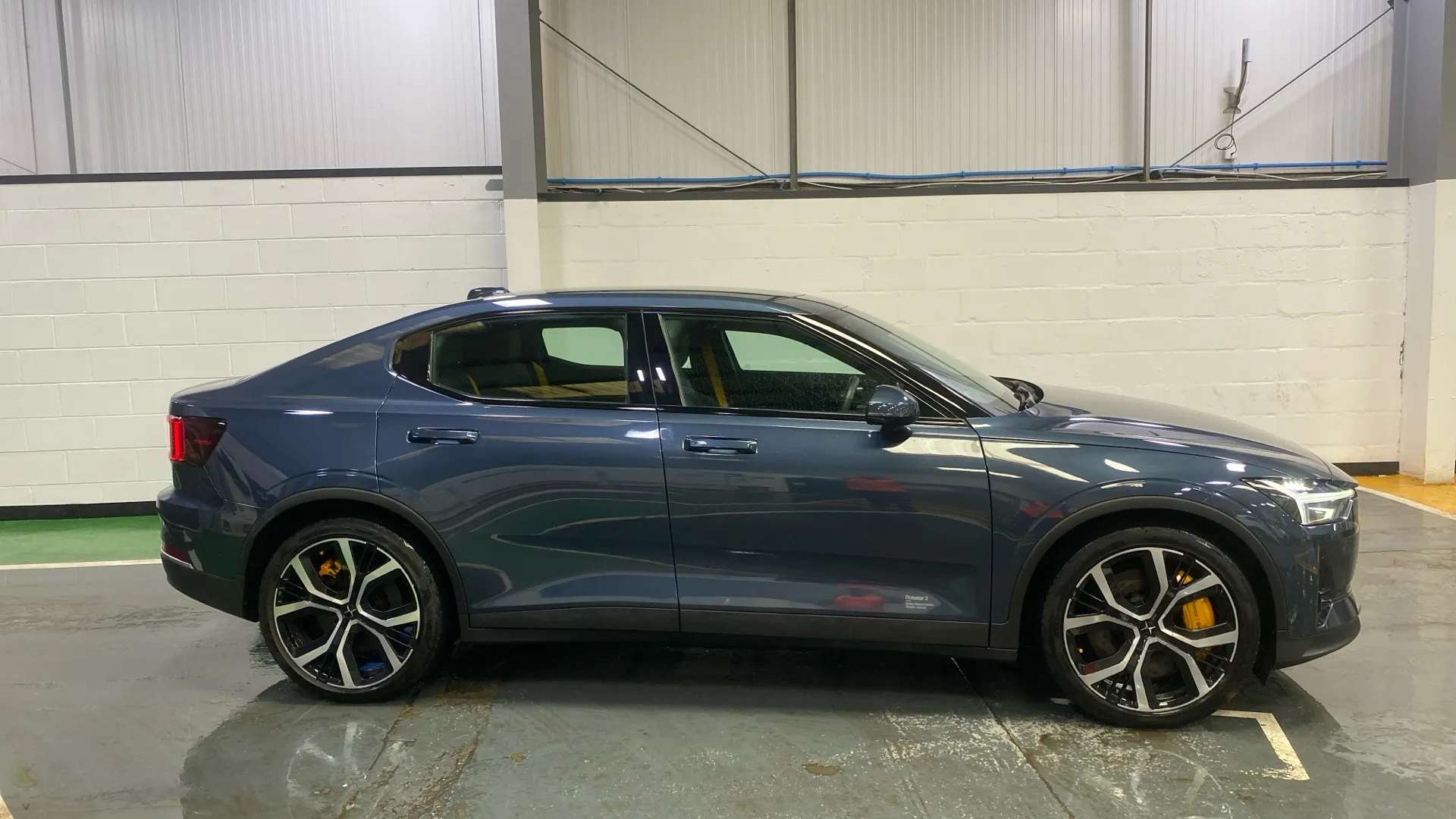 2022 POLESTAR 2 2022 POLESTAR 2