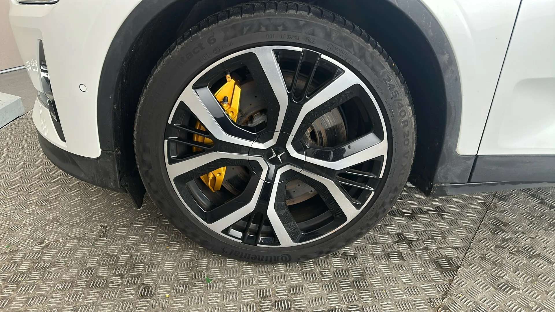 2023 POLESTAR 2 2023 POLESTAR 2