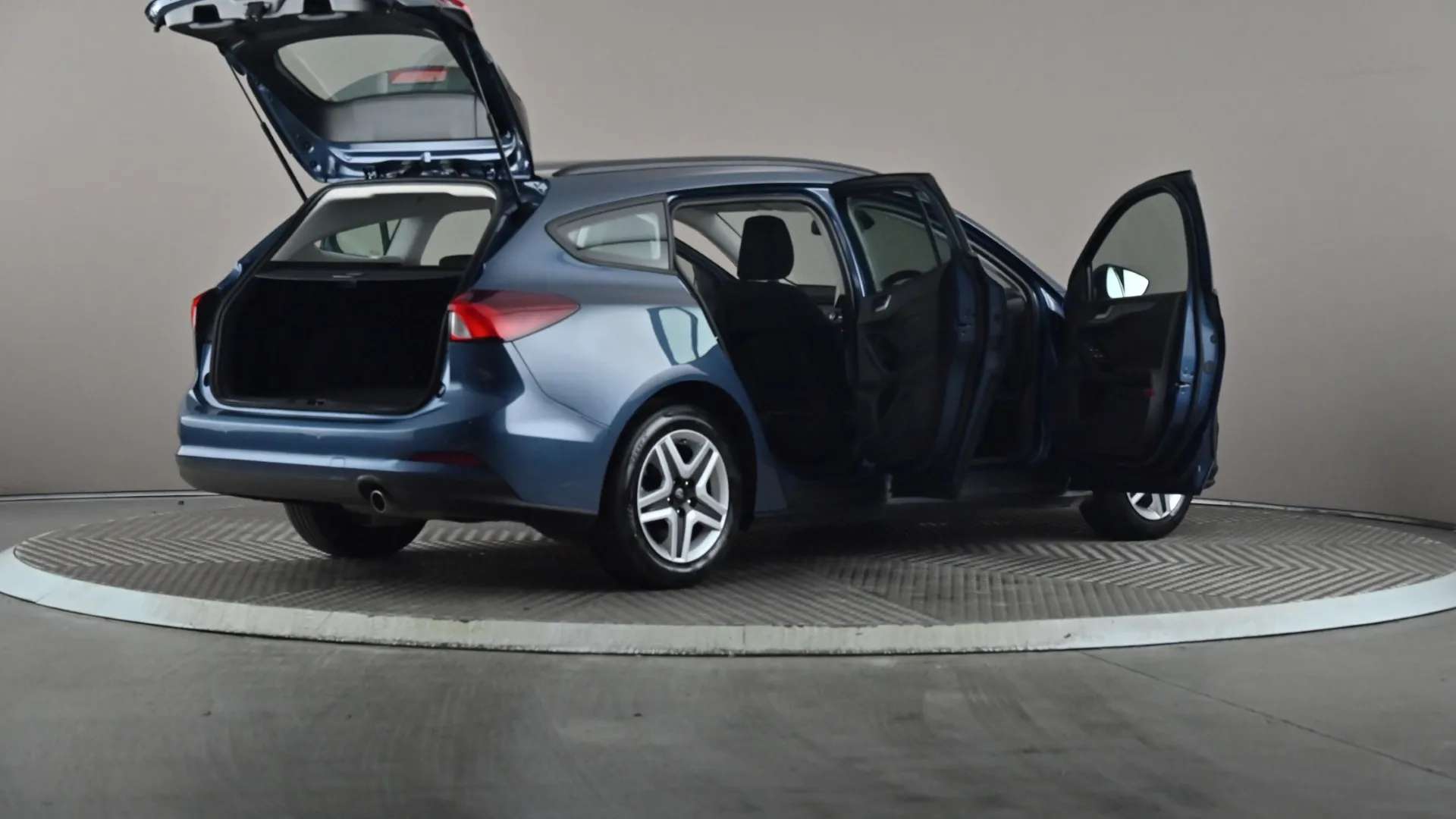 2022 FORD FOCUS 2022 FORD FOCUS