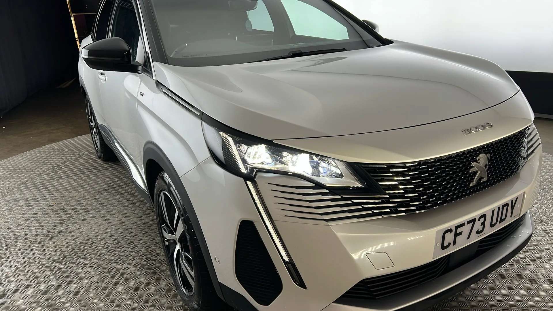 2023 PEUGEOT 3008 2023 PEUGEOT 3008