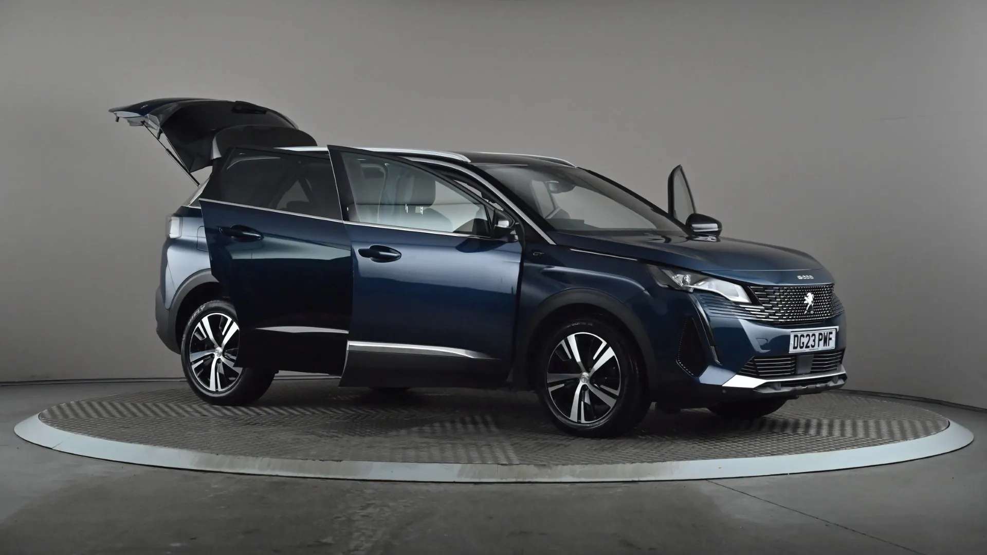 2023 PEUGEOT 5008 2023 PEUGEOT 5008