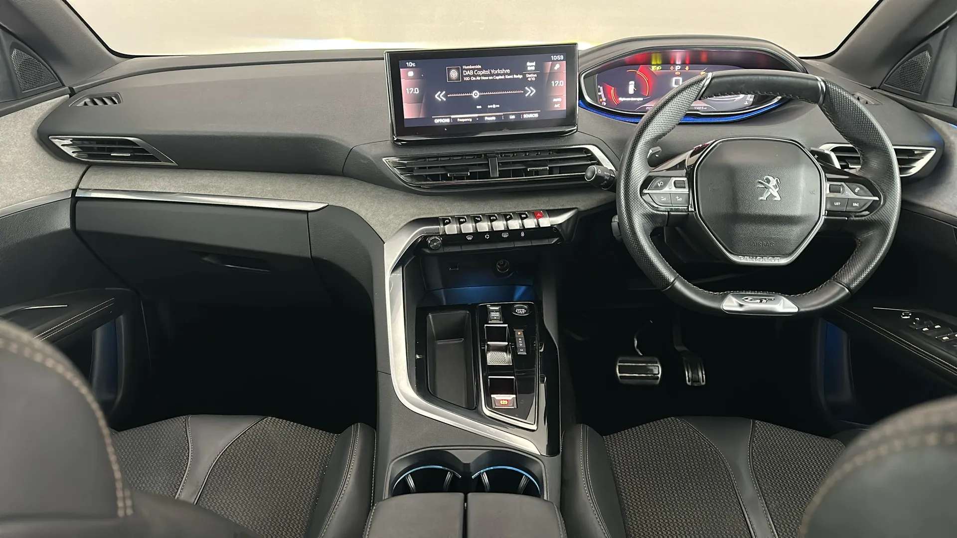 2023 PEUGEOT 5008 2023 PEUGEOT 5008