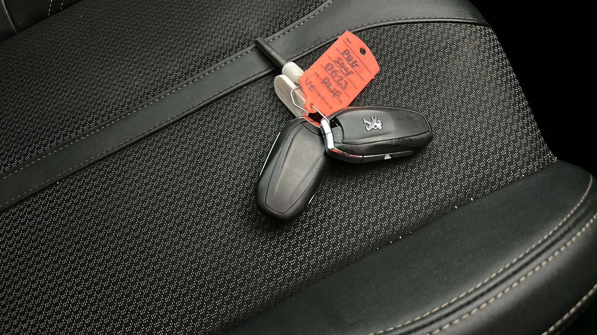 2023 PEUGEOT 5008 2023 PEUGEOT 5008