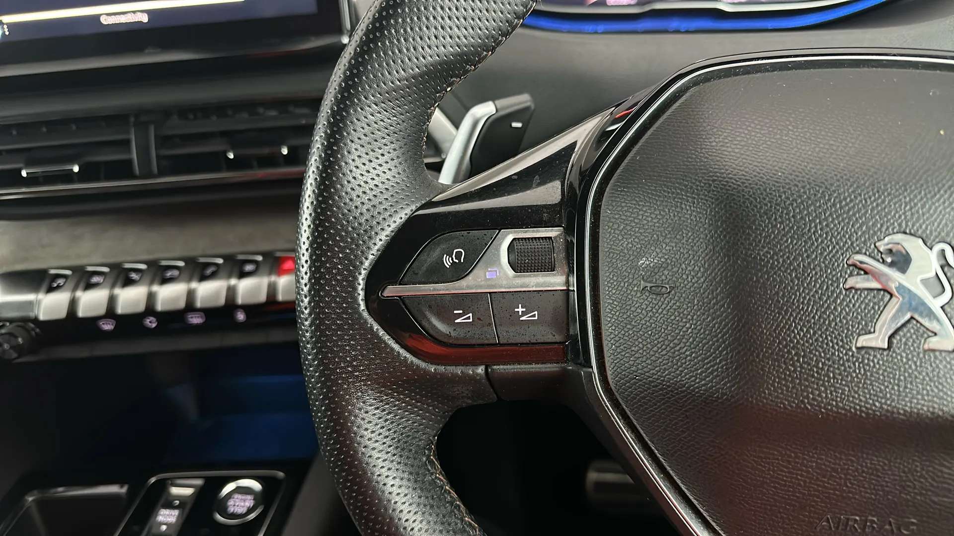 2023 PEUGEOT 5008 2023 PEUGEOT 5008