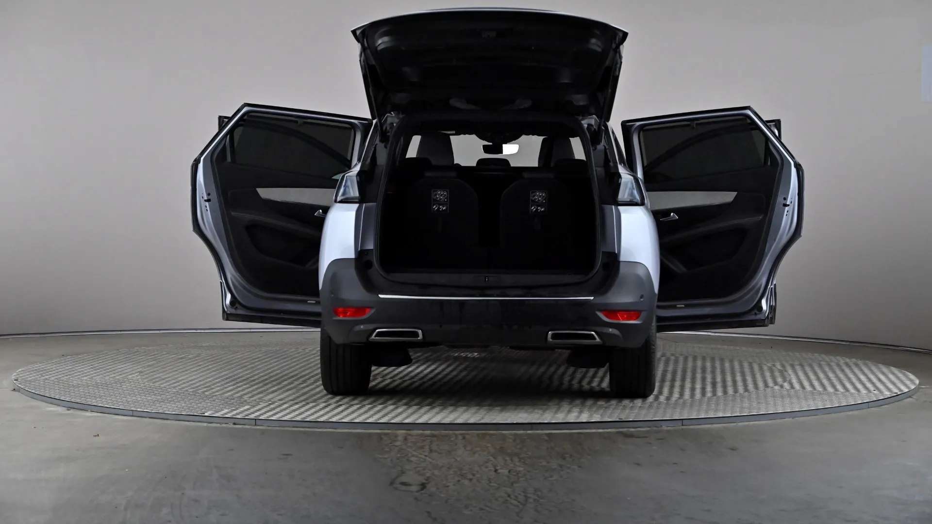 2023 PEUGEOT 5008 2023 PEUGEOT 5008