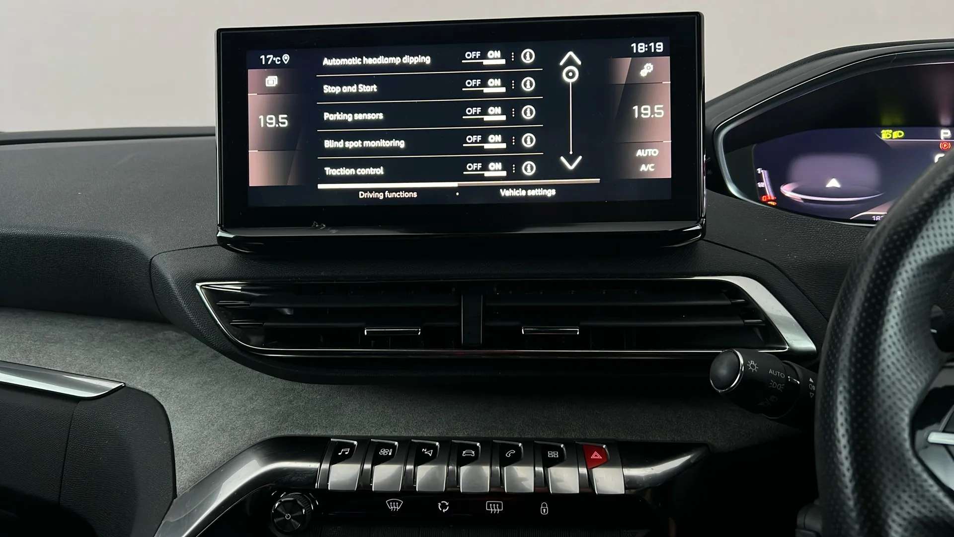 2023 PEUGEOT 5008 2023 PEUGEOT 5008
