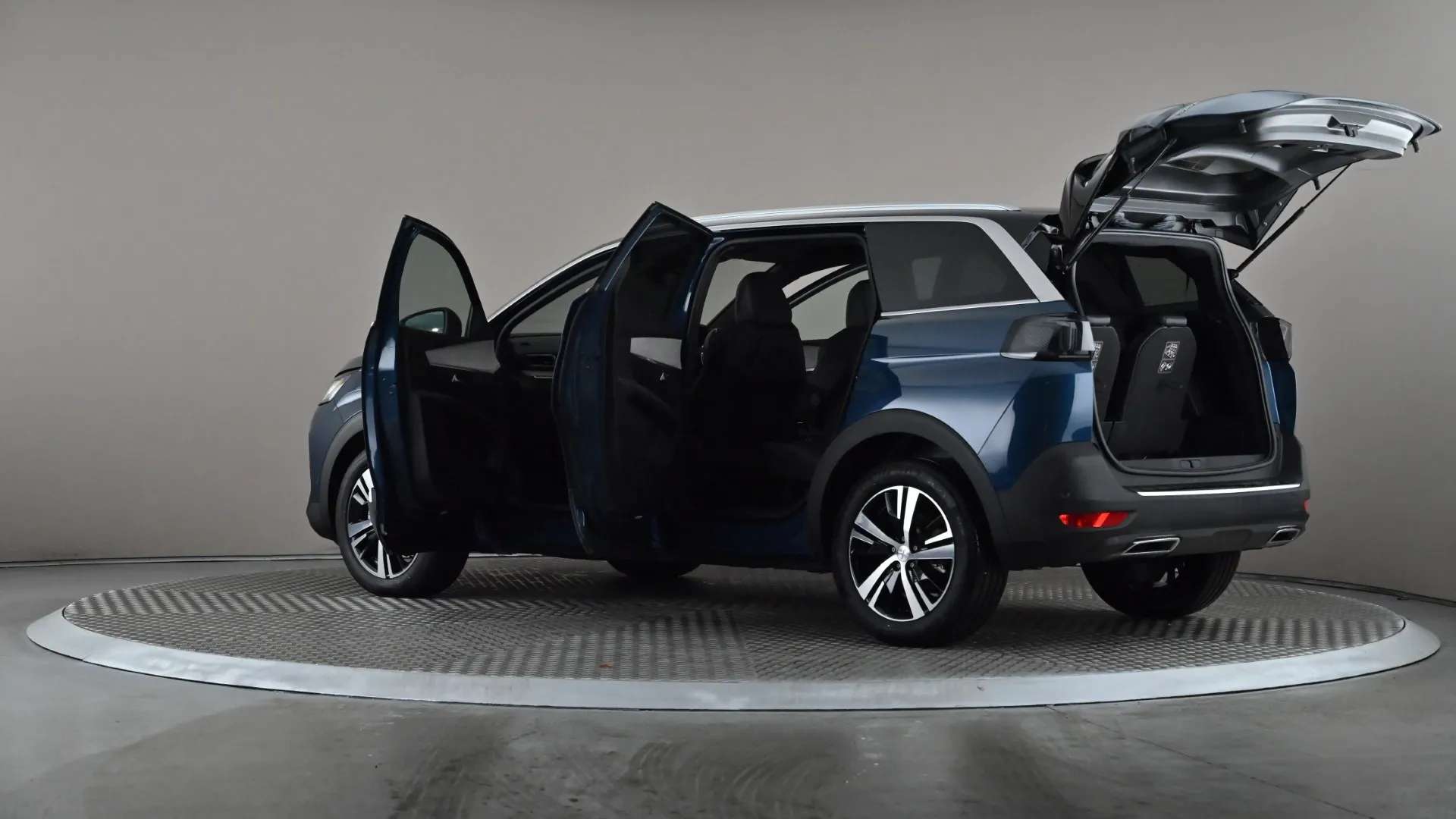 2023 PEUGEOT 5008 2023 PEUGEOT 5008