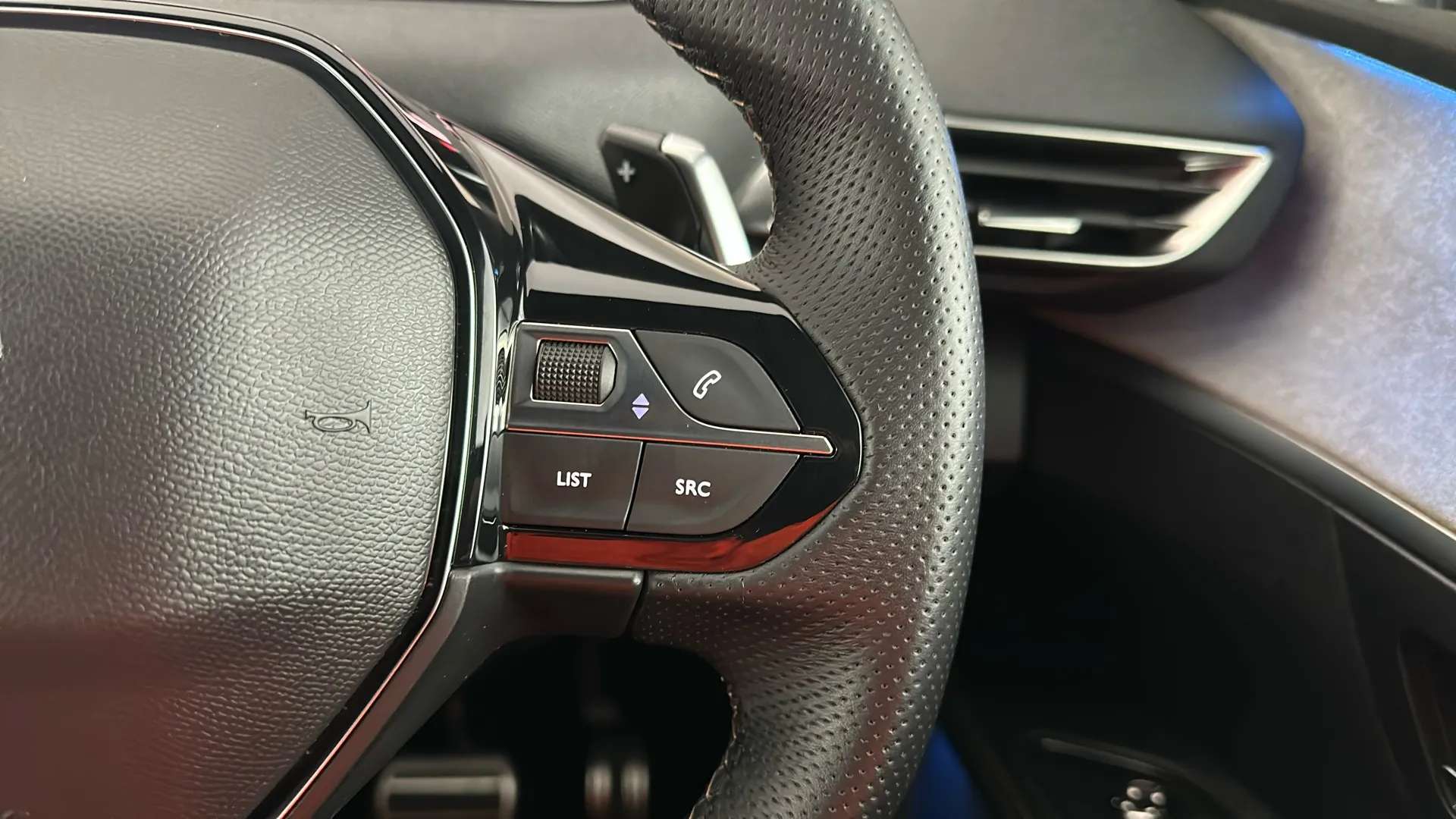 2023 PEUGEOT 5008 2023 PEUGEOT 5008