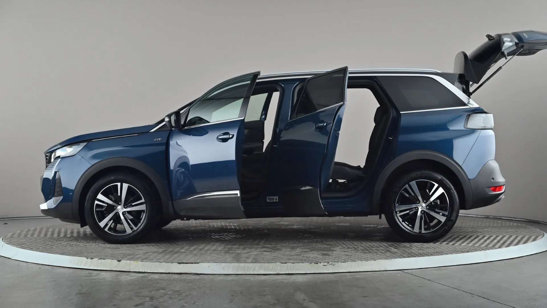 2024 PEUGEOT 5008 2024 PEUGEOT 5008