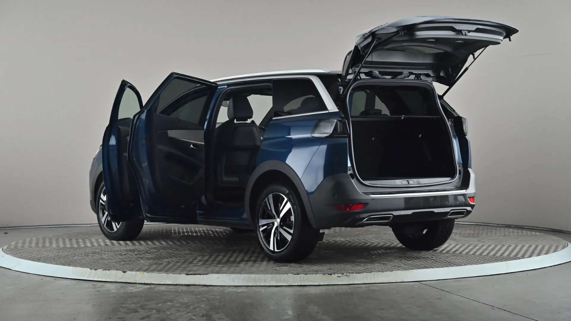 2024 PEUGEOT 5008 2024 PEUGEOT 5008