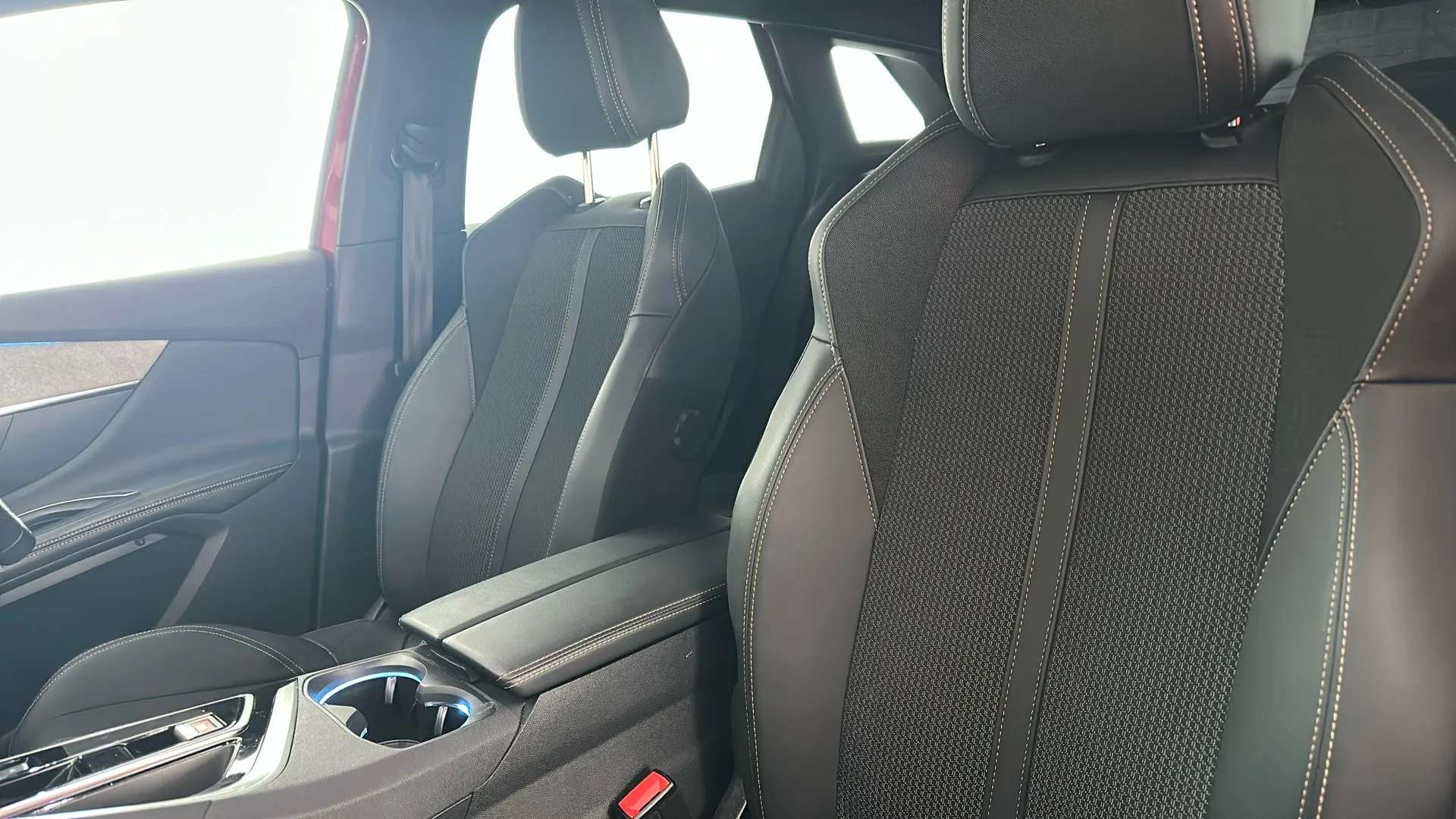 2024 PEUGEOT 3008 2024 PEUGEOT 3008