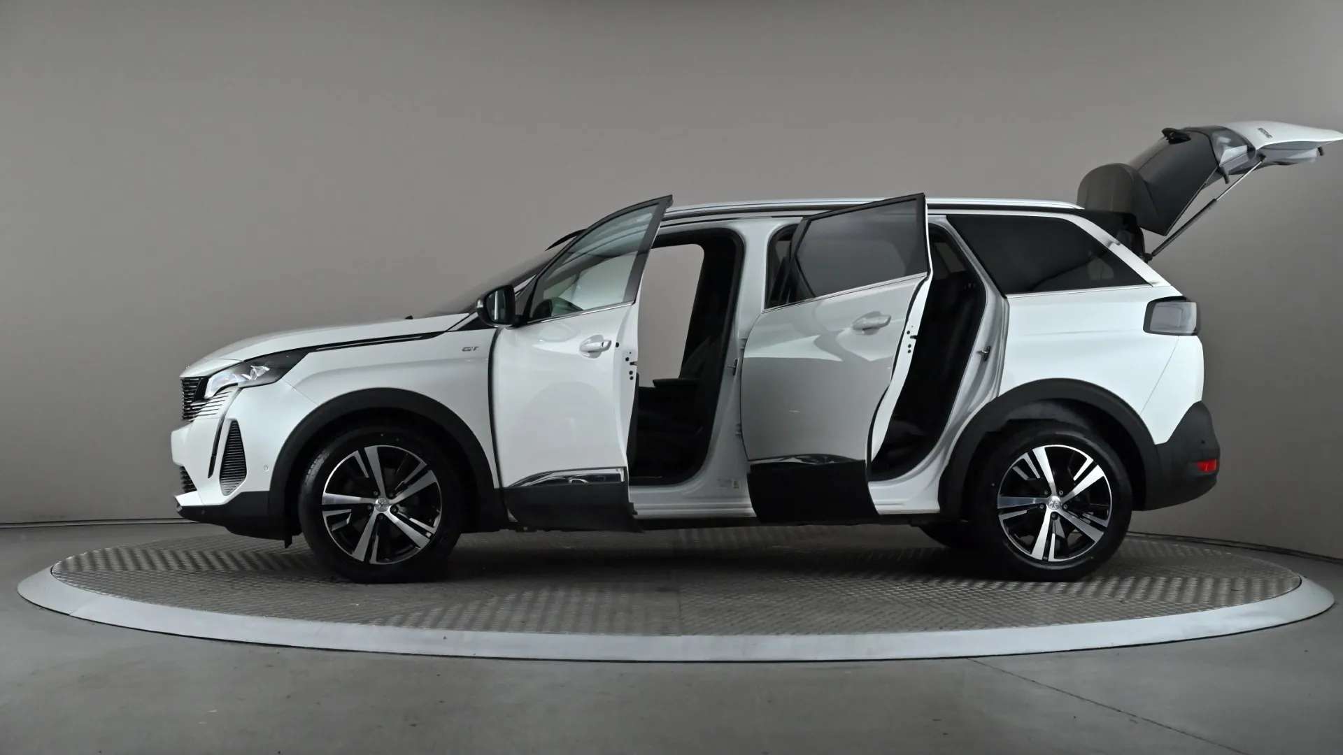 2023 PEUGEOT 5008 2023 PEUGEOT 5008