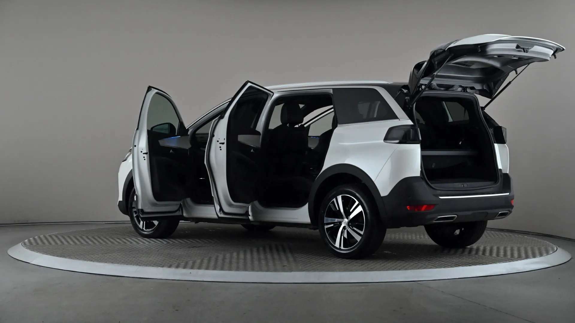 2023 PEUGEOT 5008 2023 PEUGEOT 5008