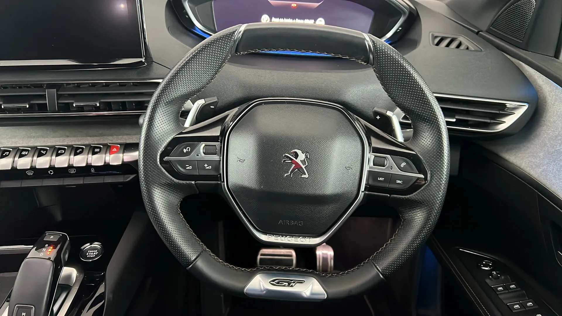 2022 PEUGEOT 5008 2022 PEUGEOT 5008