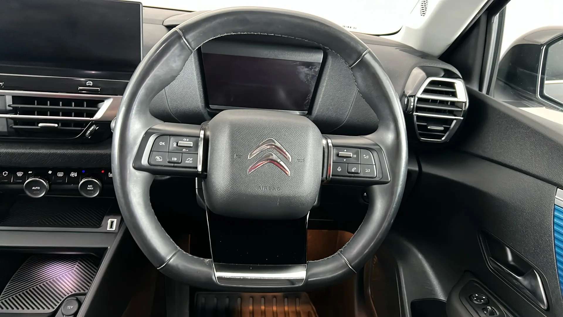 2023 CITROEN C4 2023 CITROEN C4