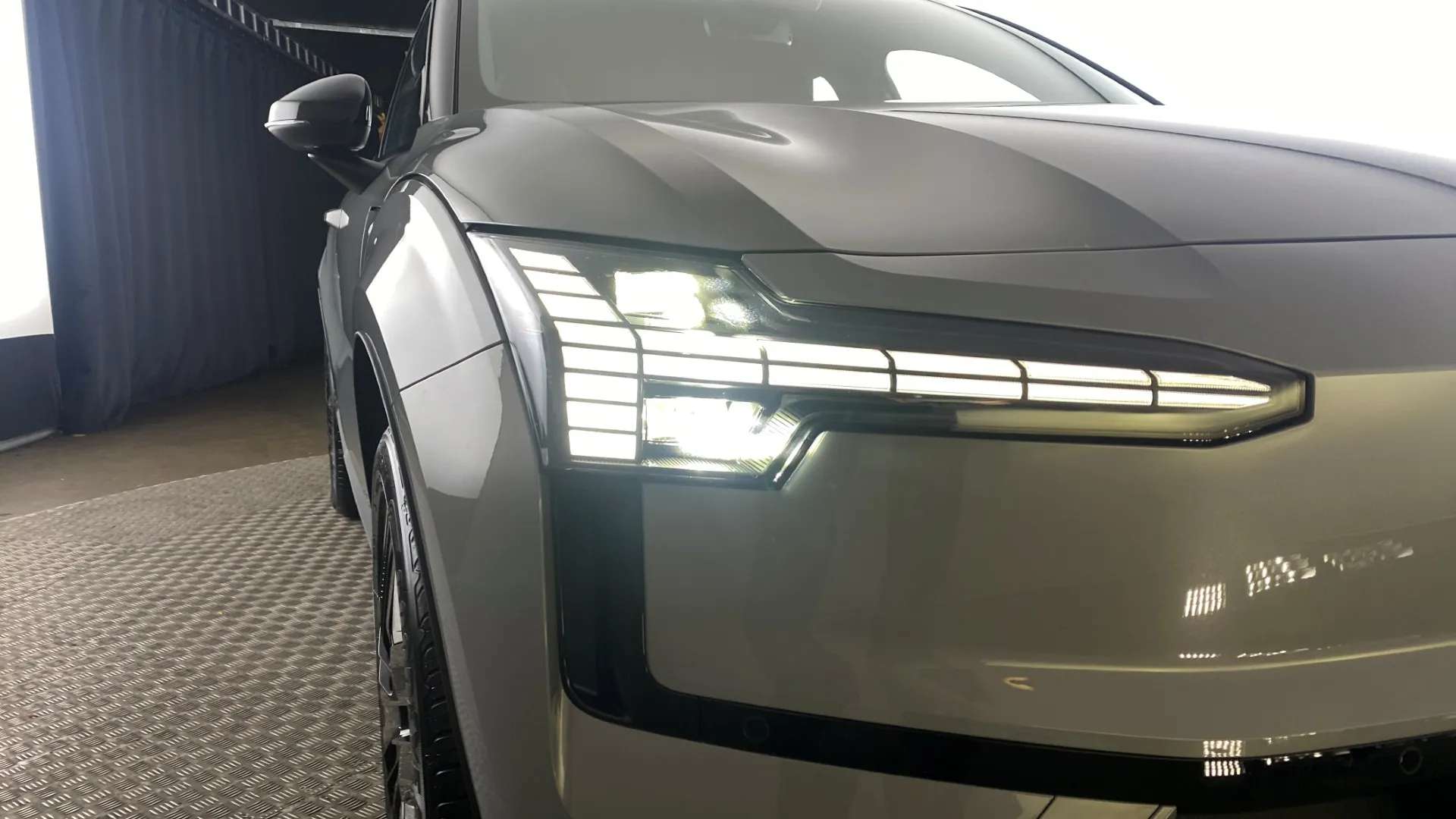 2024 VOLVO EX30 2024 VOLVO EX30