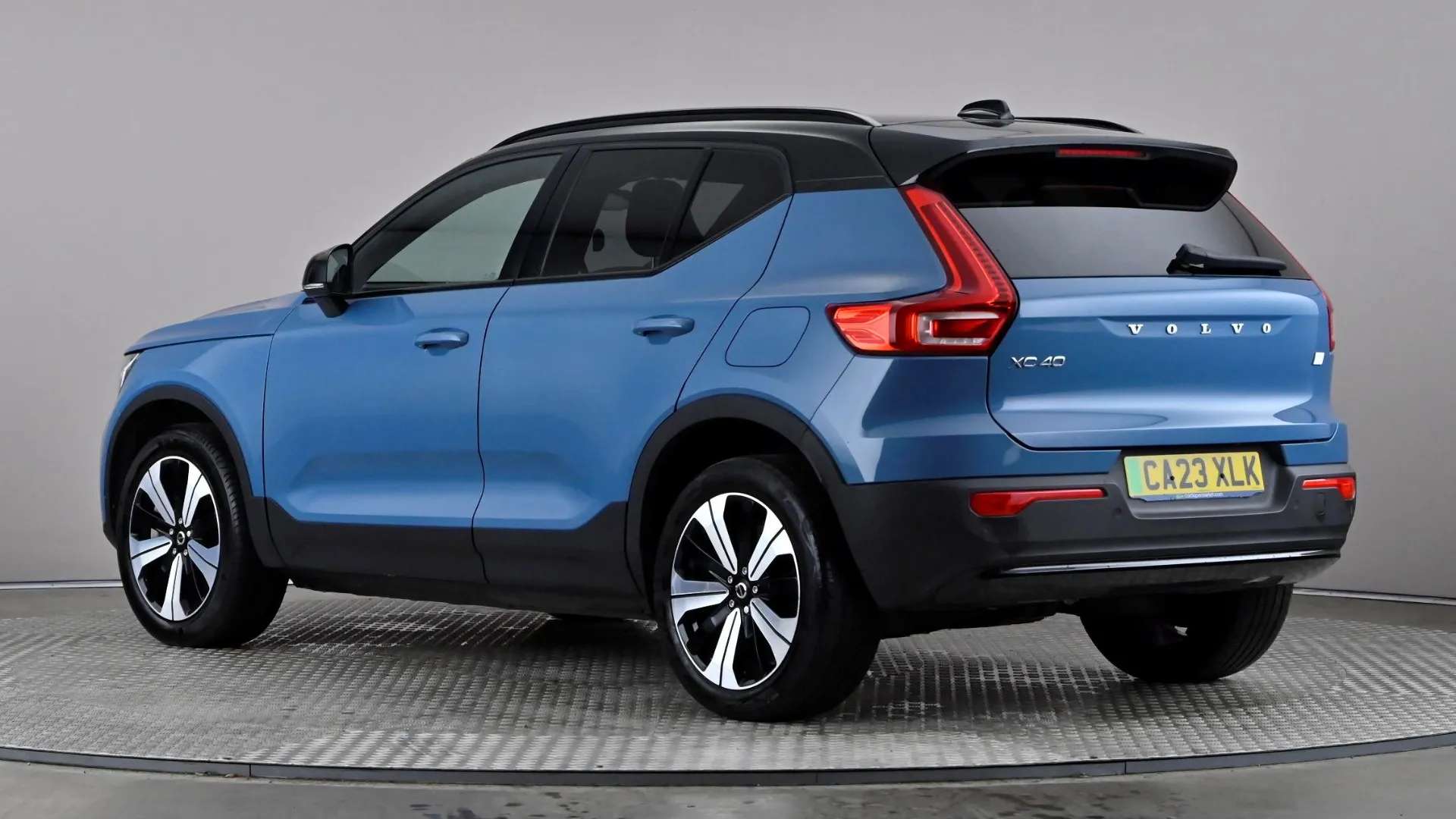 A 2023 VOLVO XC40 170kW Recharge Plus 69kWh Auto A 2023 VOLVO XC40 170kW Recharge Plus 69kWh Auto
