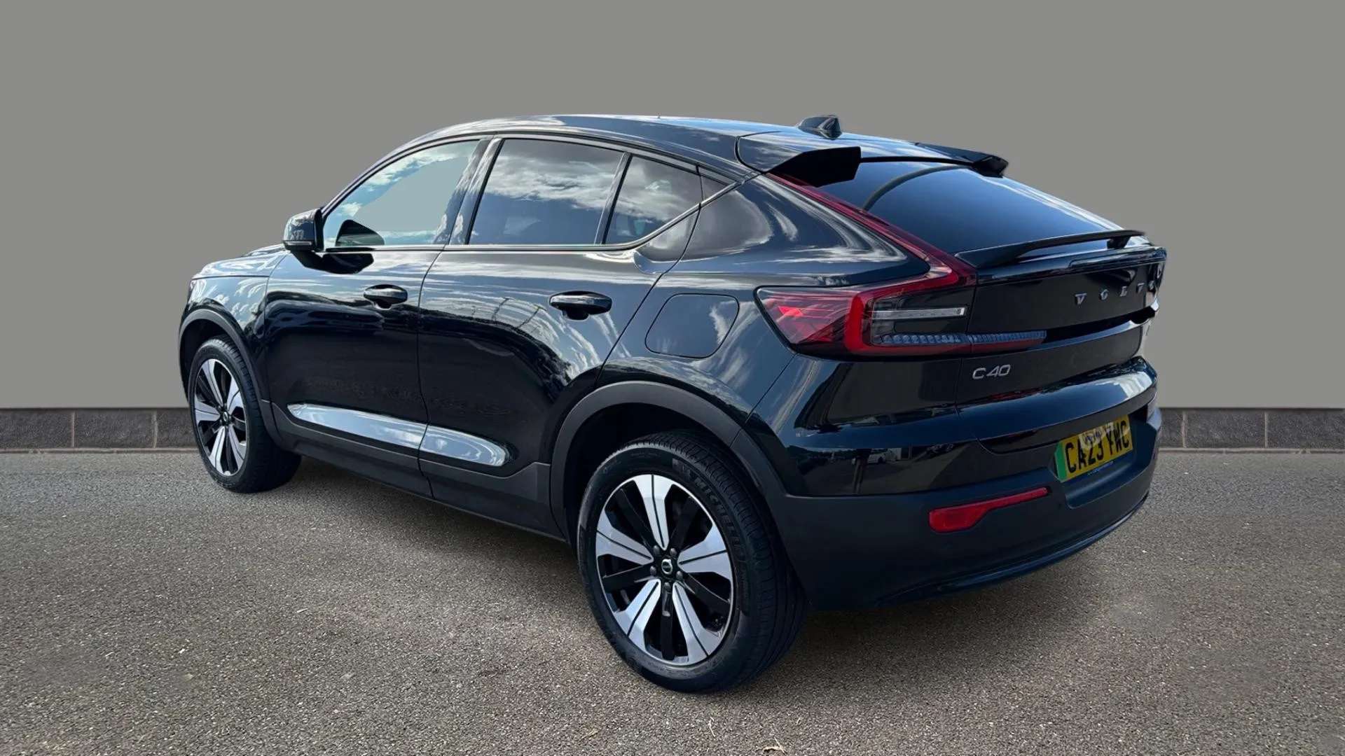 A 2023 VOLVO C40 170kW Recharge Plus 69kWh Auto A 2023 VOLVO C40 170kW Recharge Plus 69kWh Auto