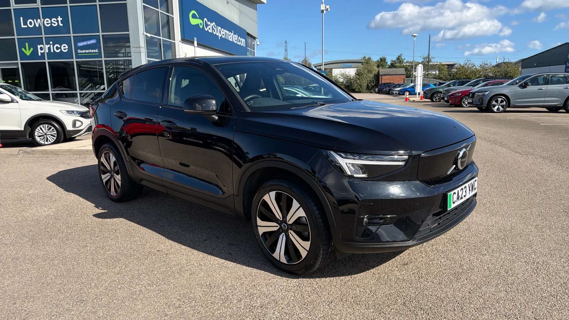 2023 VOLVO C40 2023 VOLVO C40