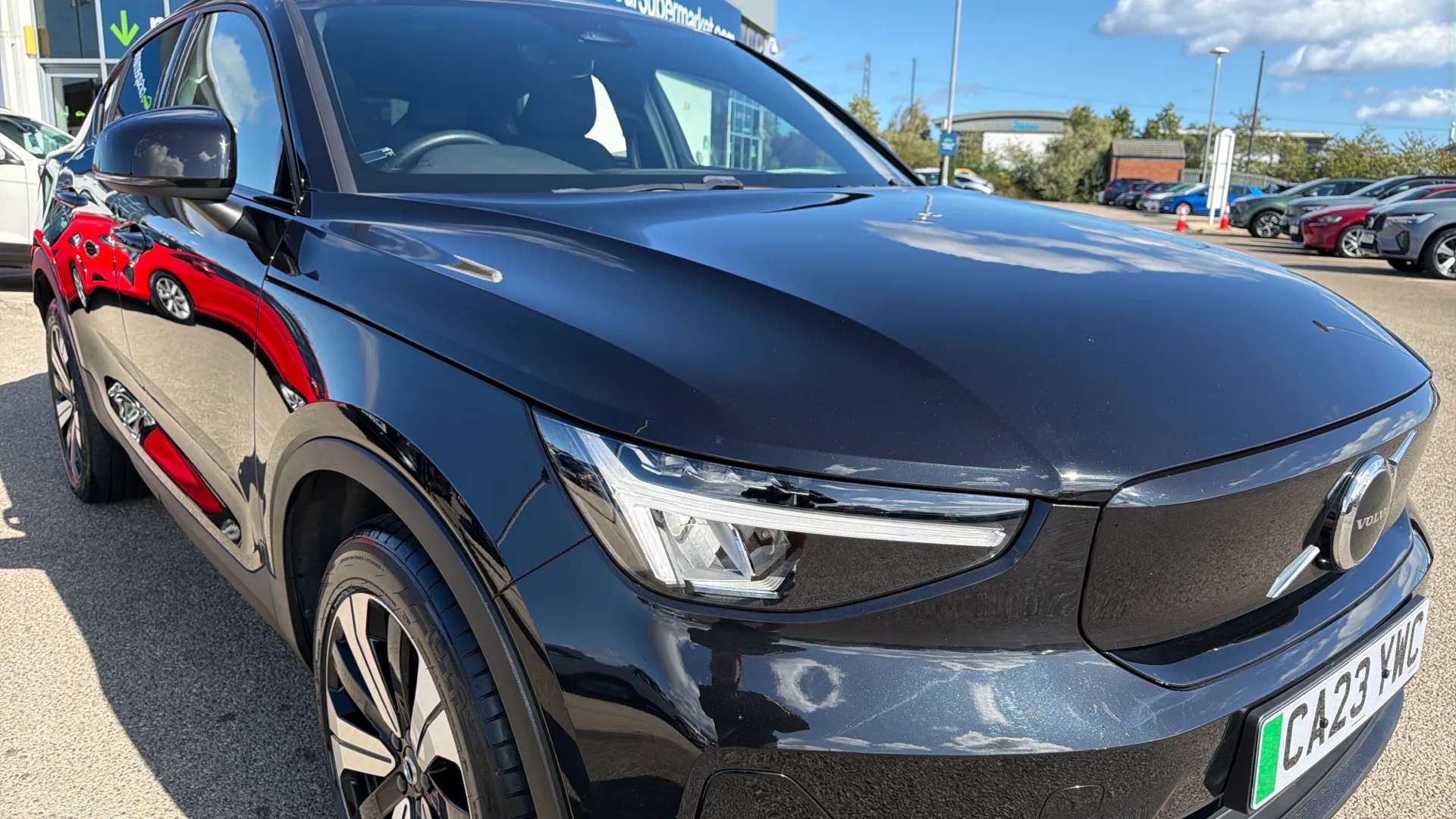 2023 VOLVO C40 2023 VOLVO C40