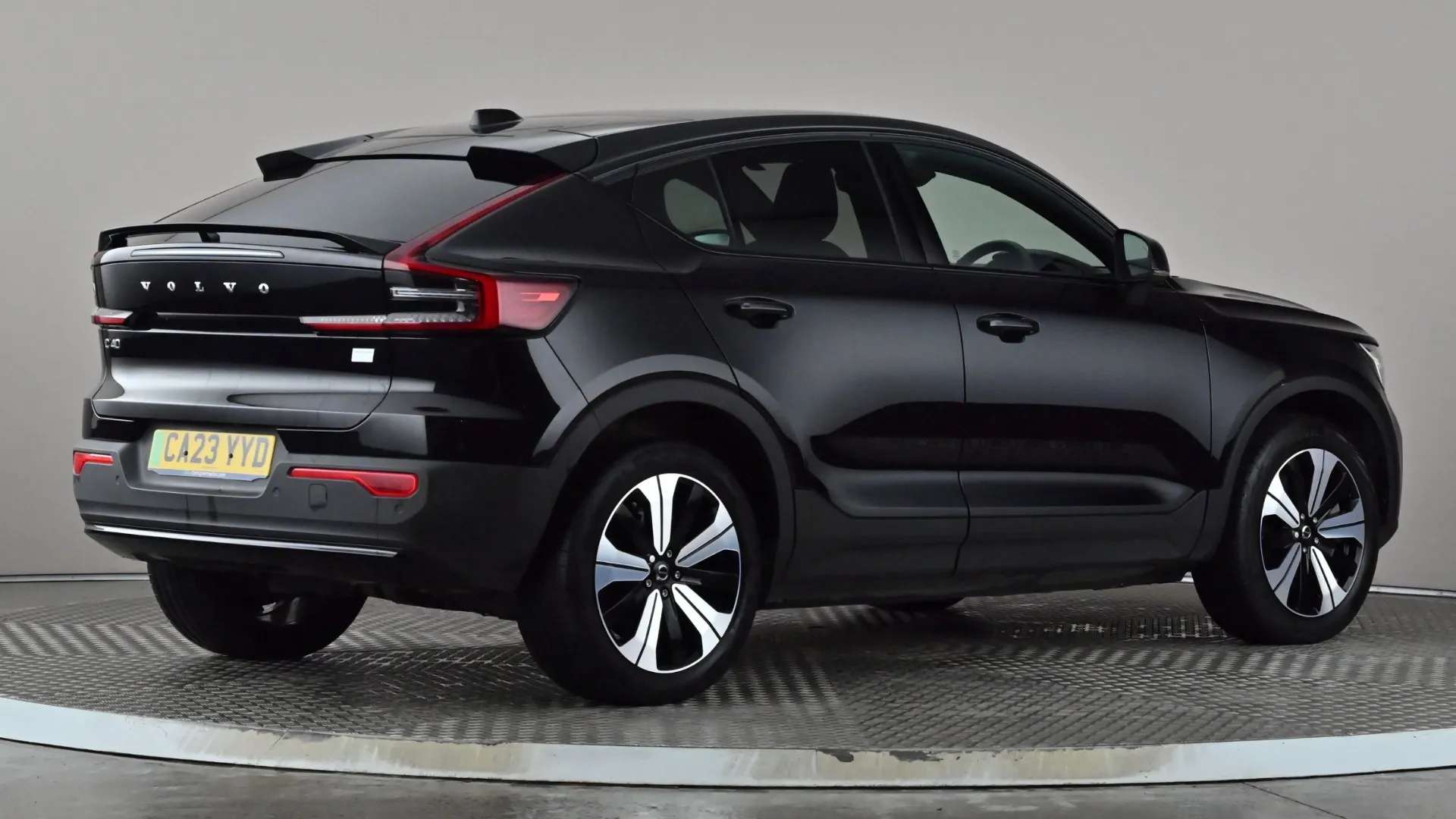 2023 VOLVO C40 2023 VOLVO C40
