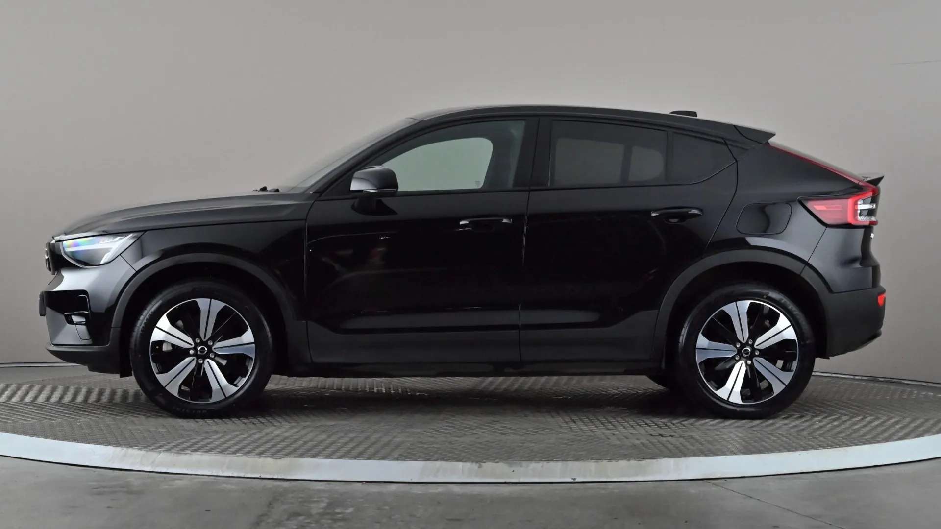 A 2023 VOLVO C40 170kW Recharge Plus 69kWh Auto A 2023 VOLVO C40 170kW Recharge Plus 69kWh Auto