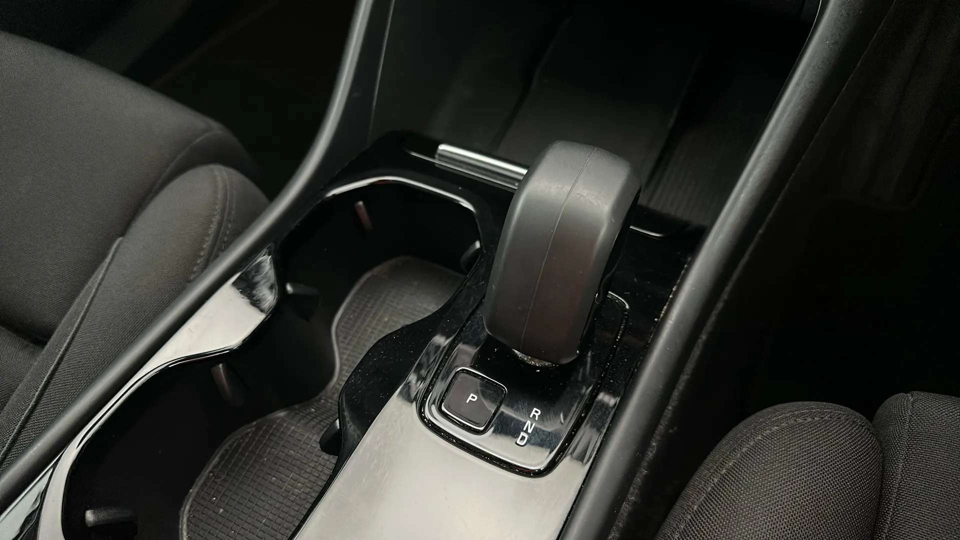 2023 VOLVO C40 2023 VOLVO C40