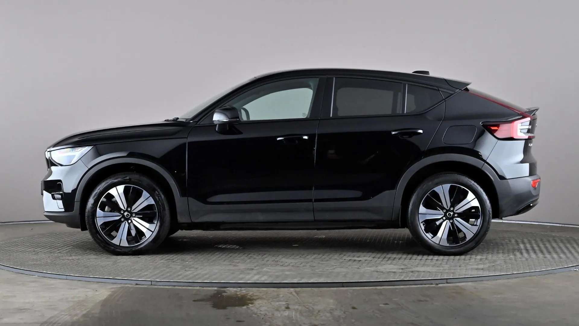 A 2023 VOLVO C40 170kW Recharge Plus 69kWh Auto A 2023 VOLVO C40 170kW Recharge Plus 69kWh Auto
