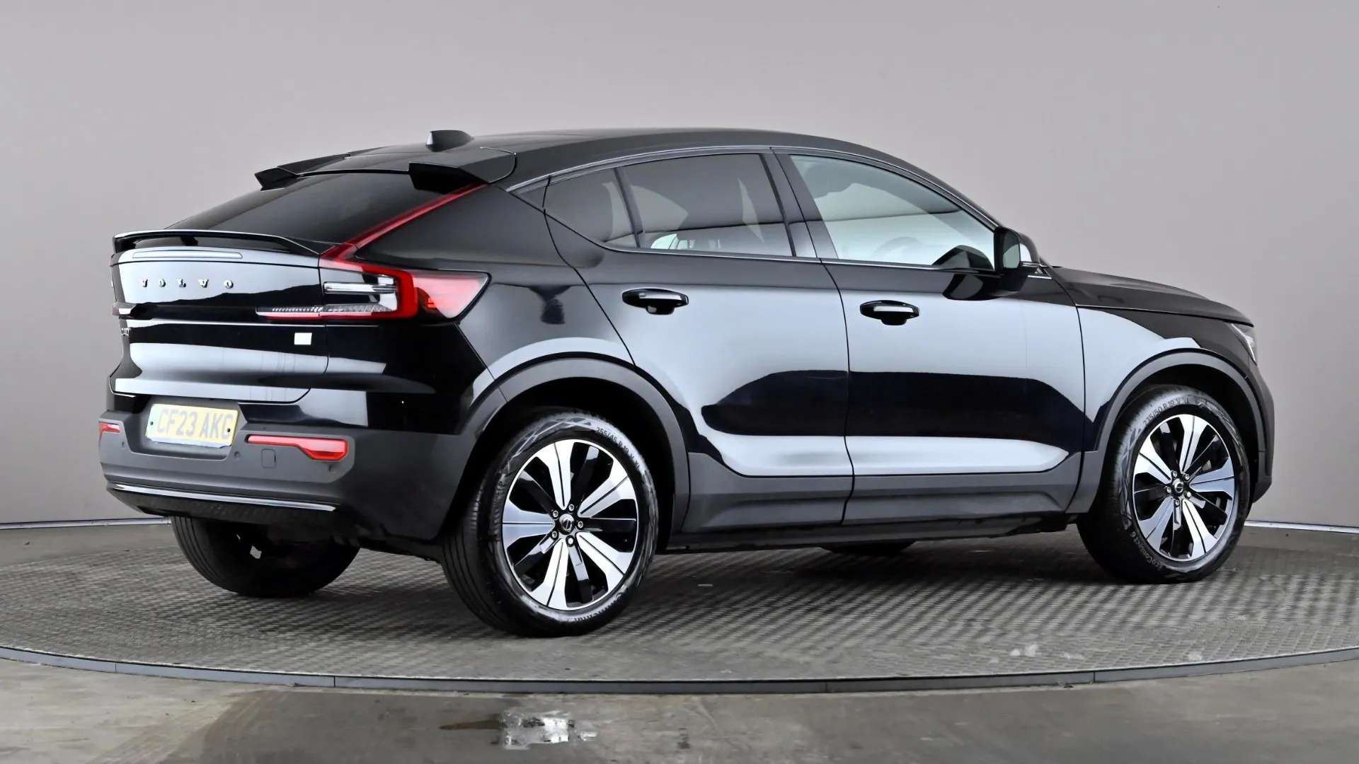 2023 VOLVO C40 2023 VOLVO C40