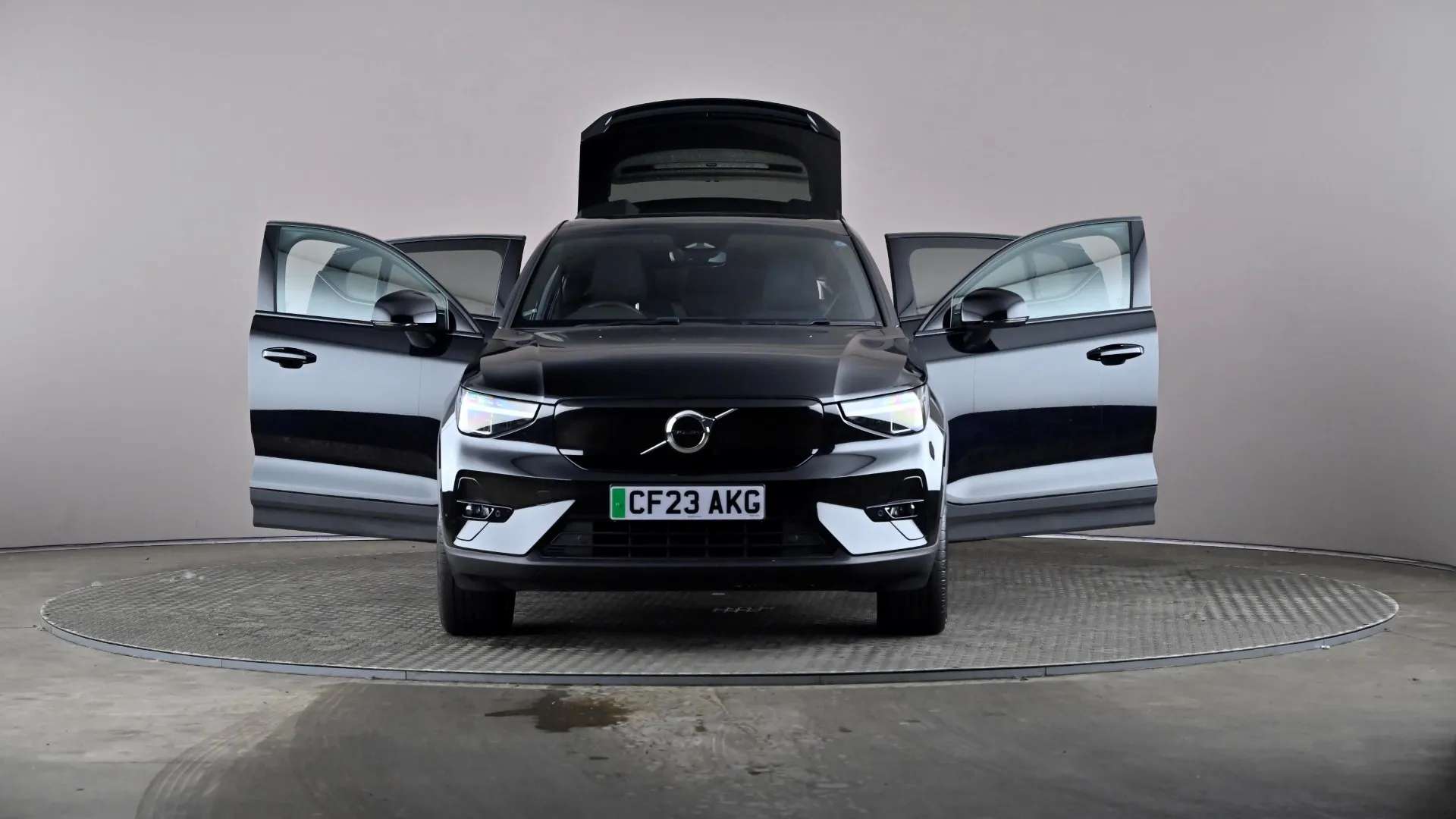2023 VOLVO C40 2023 VOLVO C40