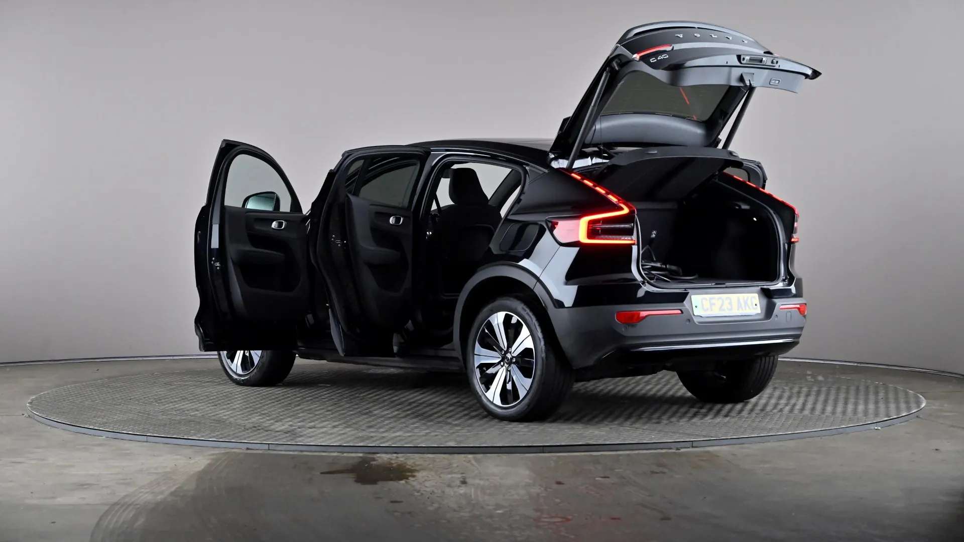 2023 VOLVO C40 2023 VOLVO C40
