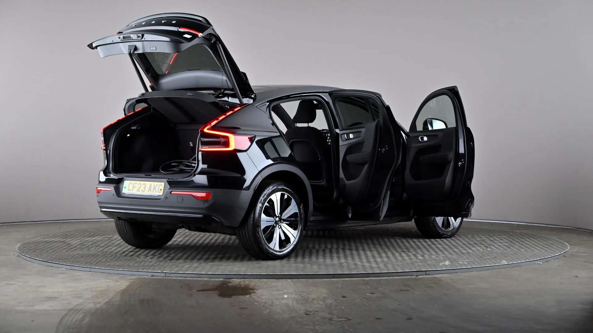 2023 VOLVO C40 2023 VOLVO C40