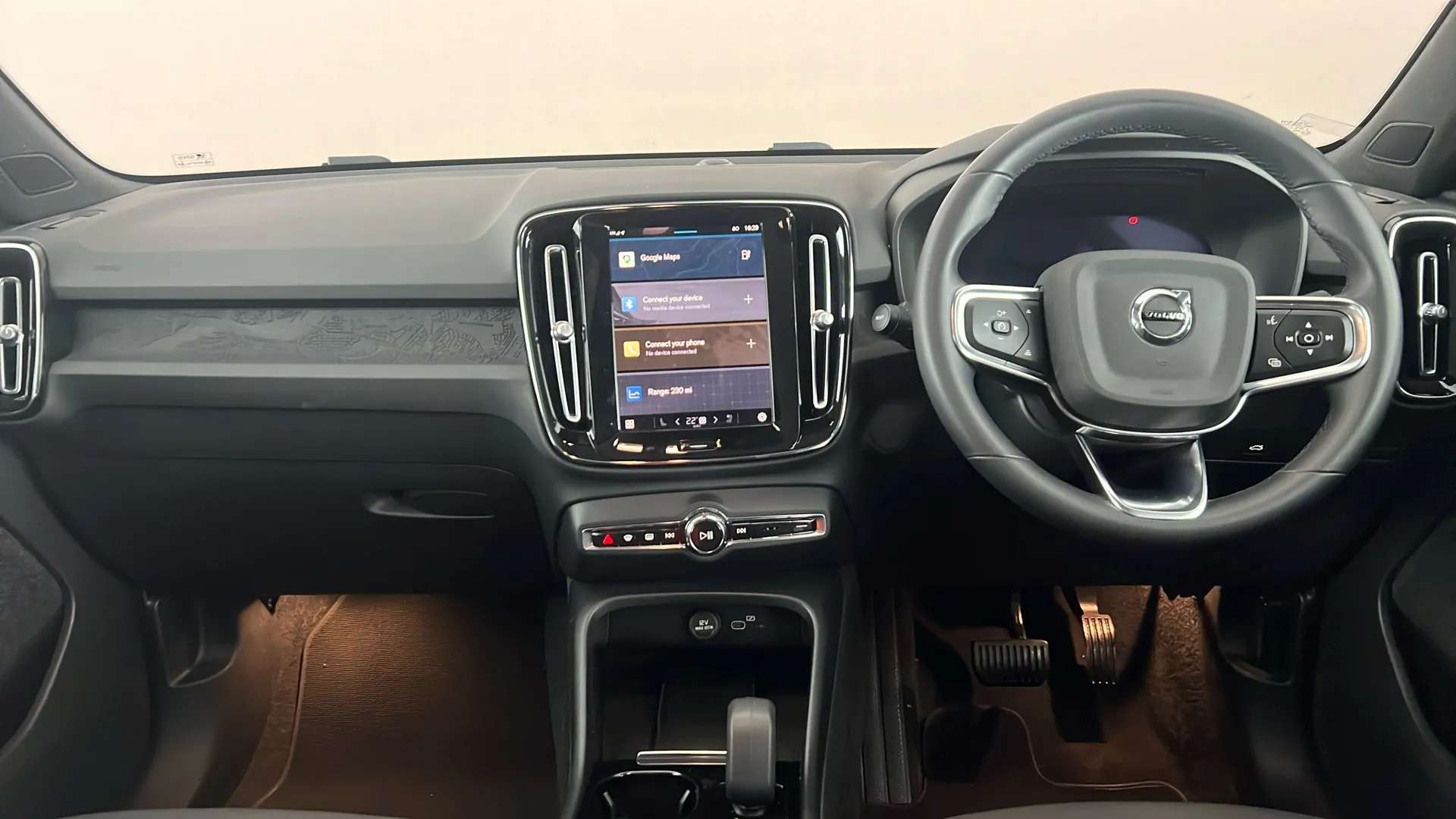 2023 VOLVO C40 2023 VOLVO C40