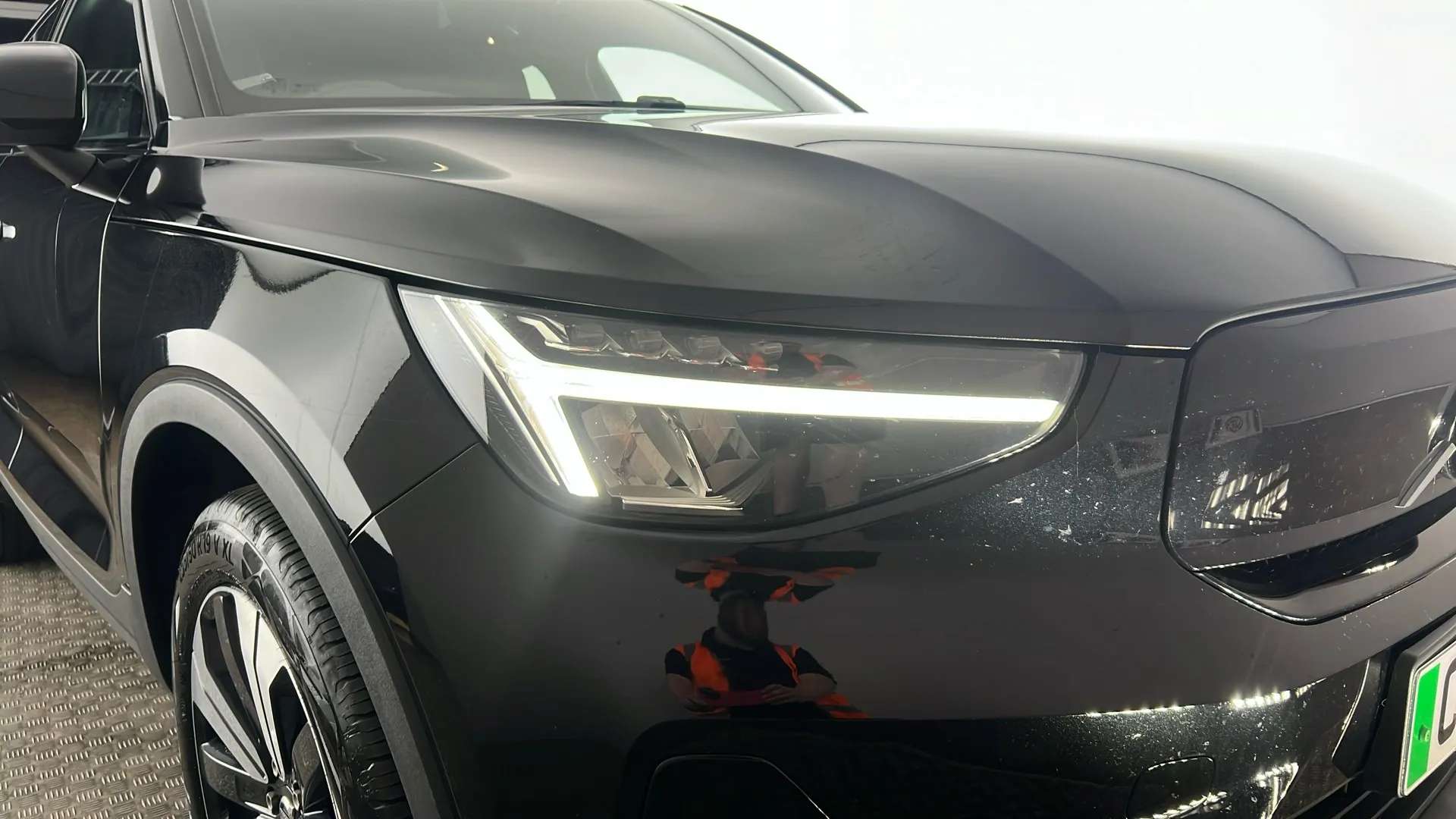 2023 VOLVO C40 2023 VOLVO C40