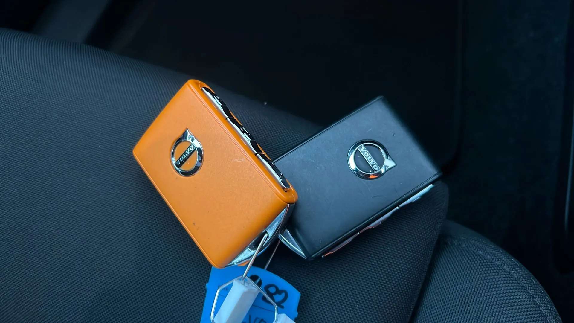 2023 VOLVO C40 2023 VOLVO C40