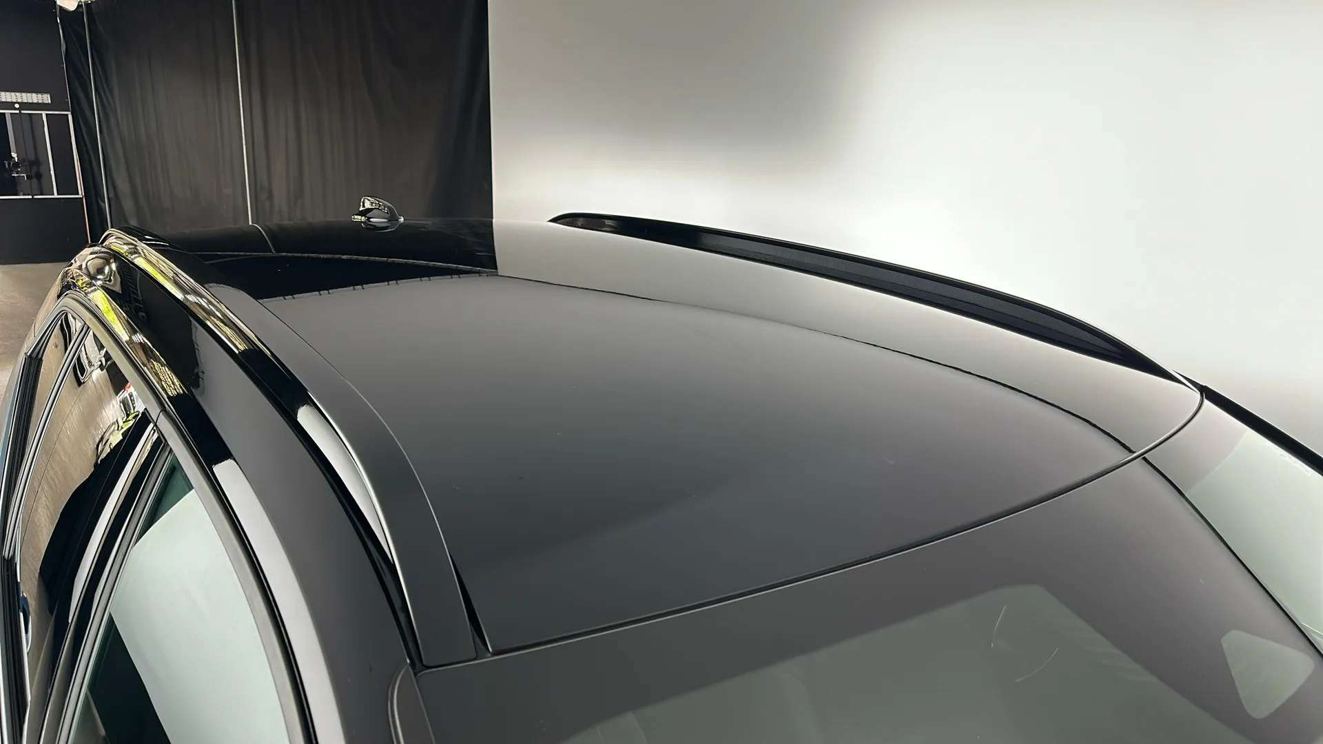 2023 VOLVO XC40 2023 VOLVO XC40