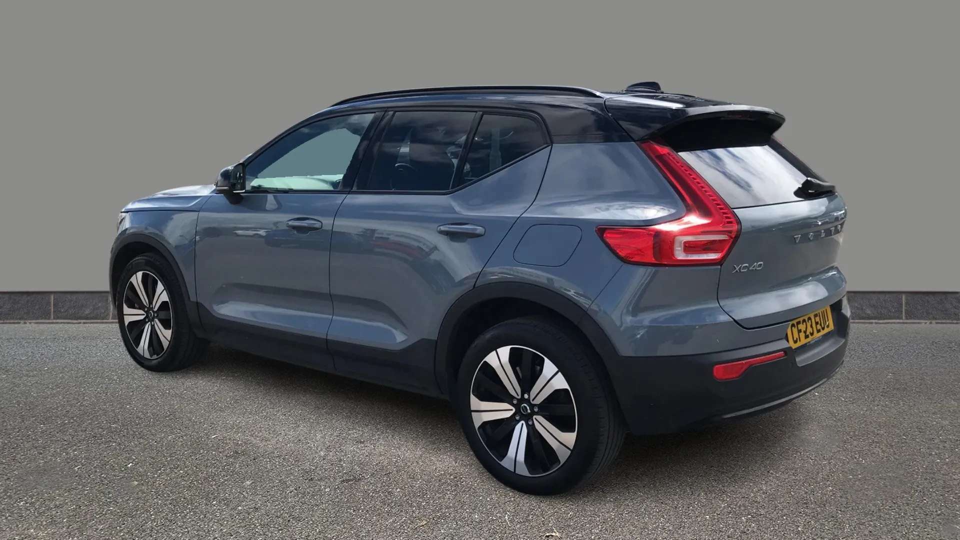 A 2023 VOLVO XC40 170kW Recharge Plus 69kWh Auto A 2023 VOLVO XC40 170kW Recharge Plus 69kWh Auto
