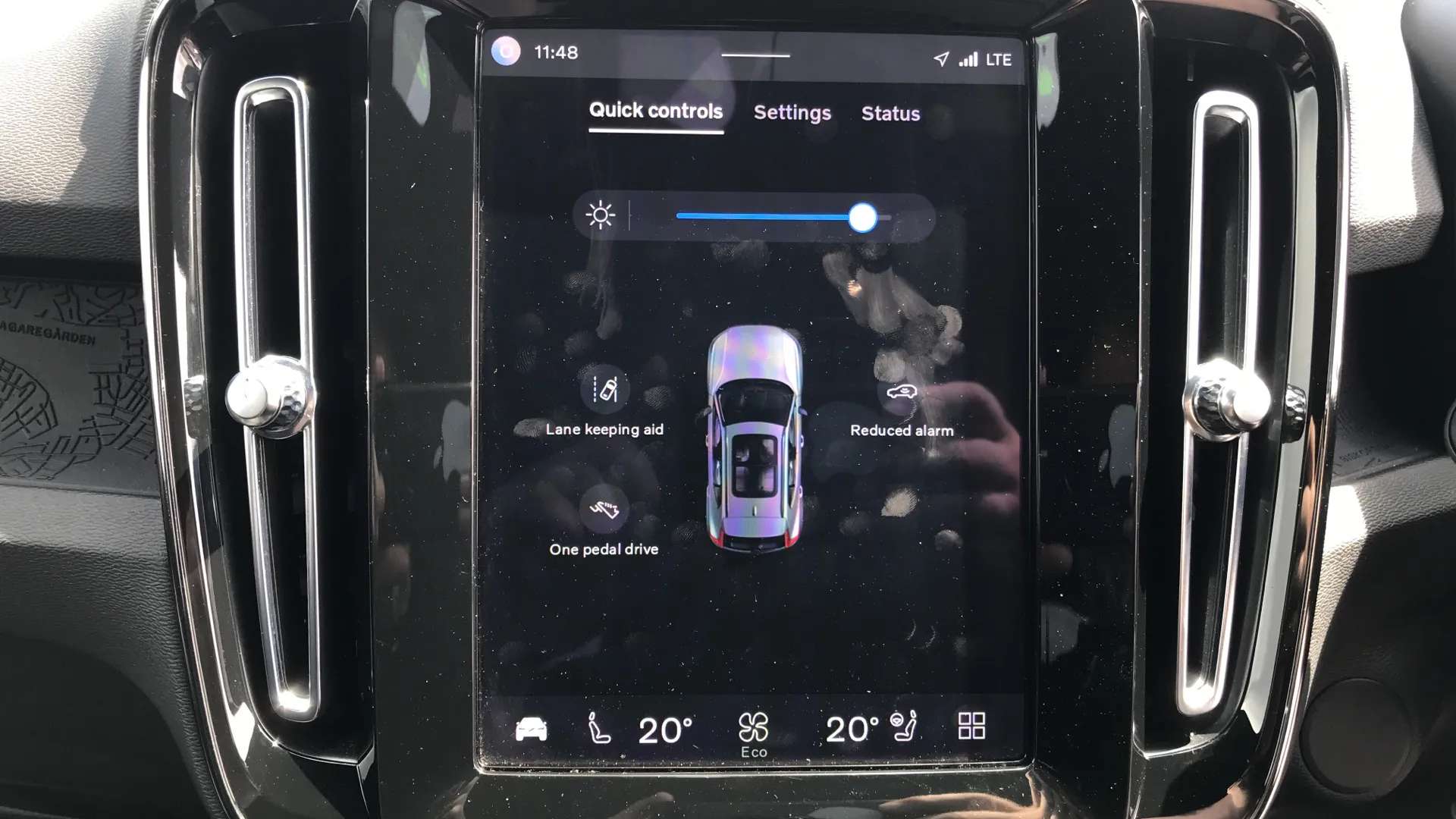 2023 VOLVO XC40 2023 VOLVO XC40