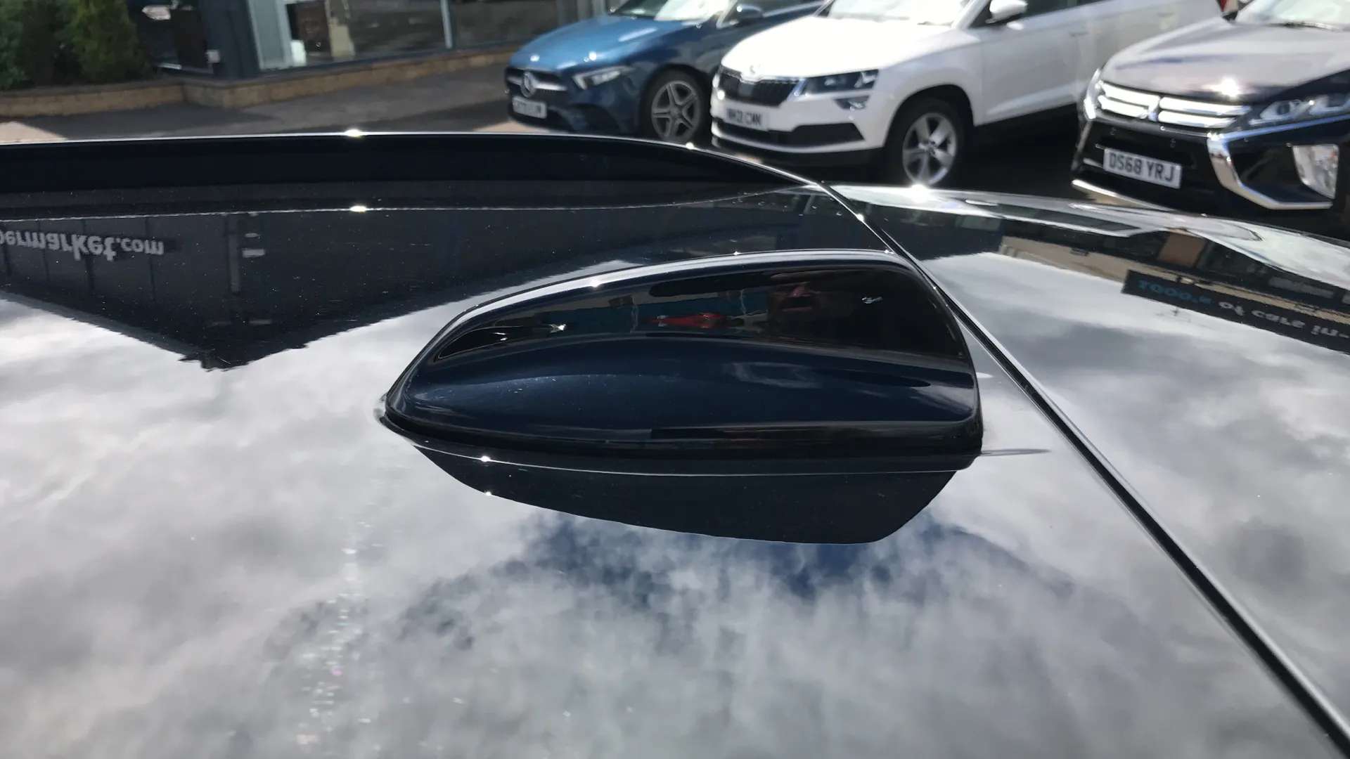 2023 VOLVO XC40 2023 VOLVO XC40