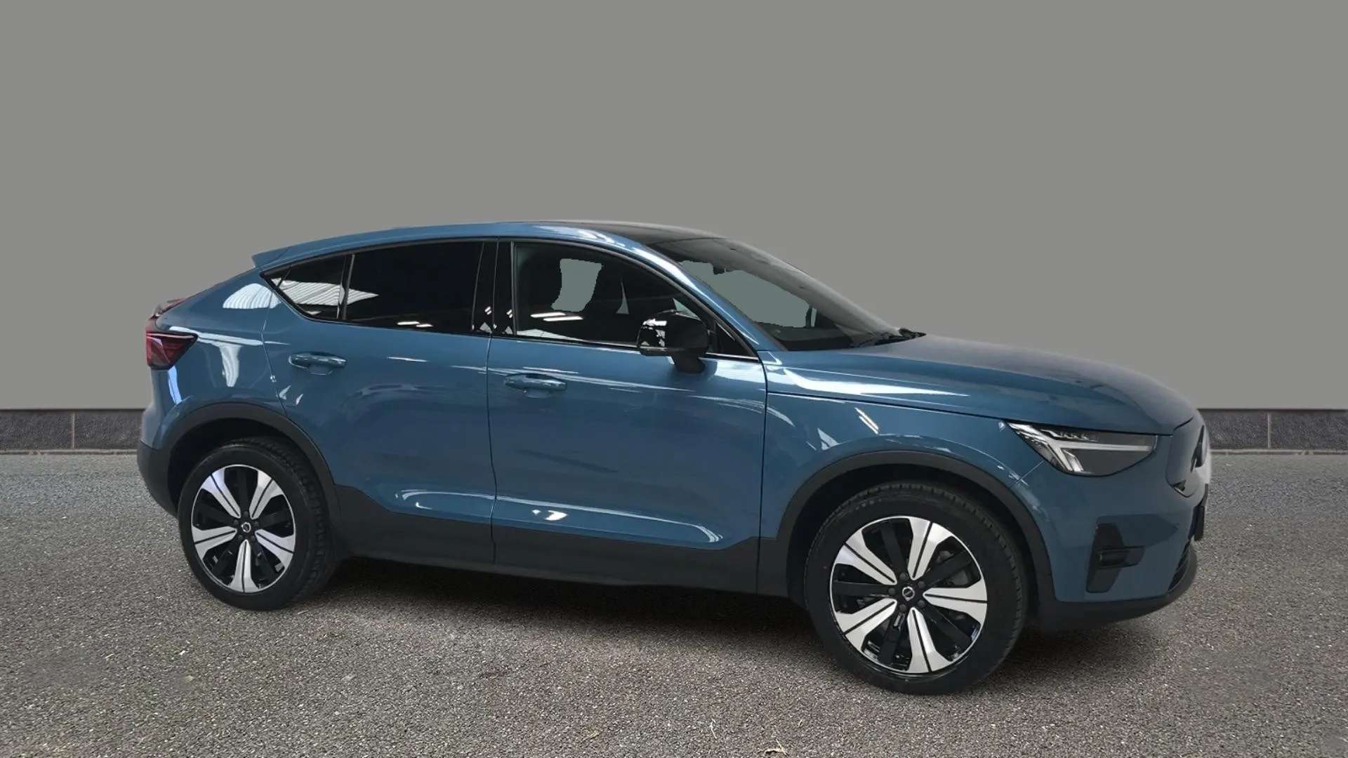 A 2023 VOLVO C40 170kW Recharge Plus 69kWh Auto A 2023 VOLVO C40 170kW Recharge Plus 69kWh Auto